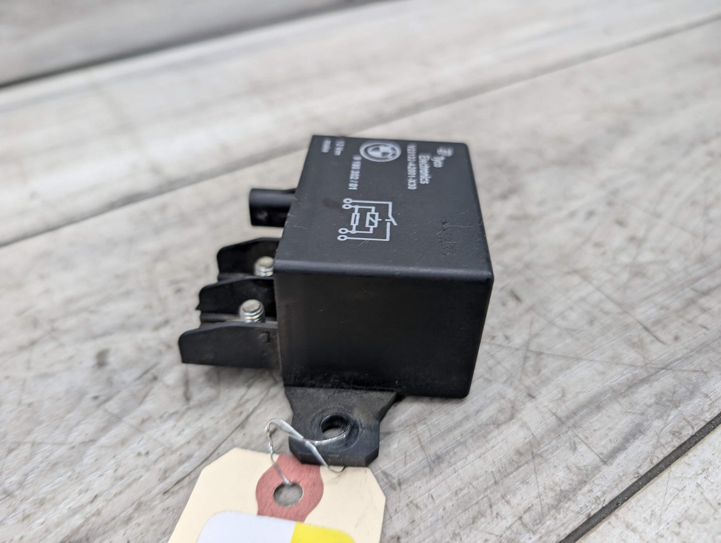 OEM BMW F10 F13 F02 F30 F32 F80 F82 F85 M3 M4 M6 Cooling Fan Relay Control 130A