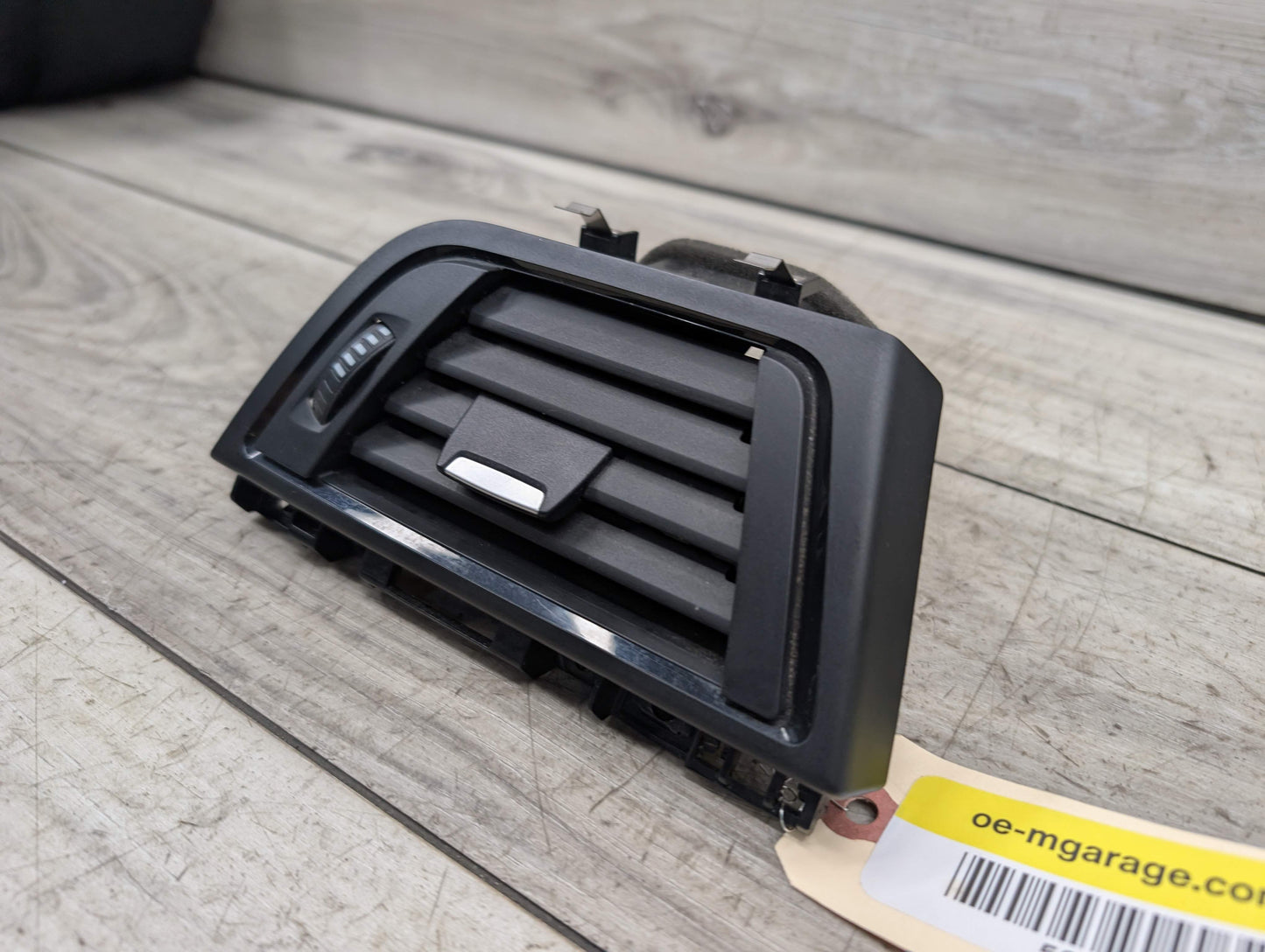 OEM BMW F30 F32 F33 F36 F80 F82 M3 M4 Right Passenger Air AC Vent Dash Grille