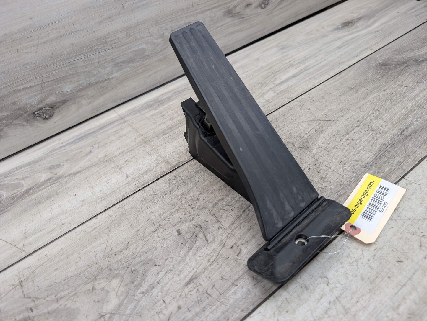 OEM BMW F15 F22 F25 F30 F36 F80 G01 G05 G20 X3 X5 Accelerator Throttle Gas Pedal