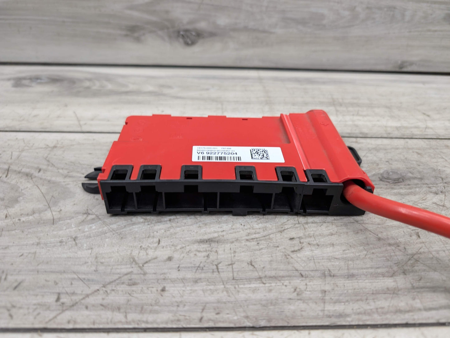 OEM BMW F22 F30 F32 F36 F80 F82 Positive Battery Distributor B+ Power Fuse Box