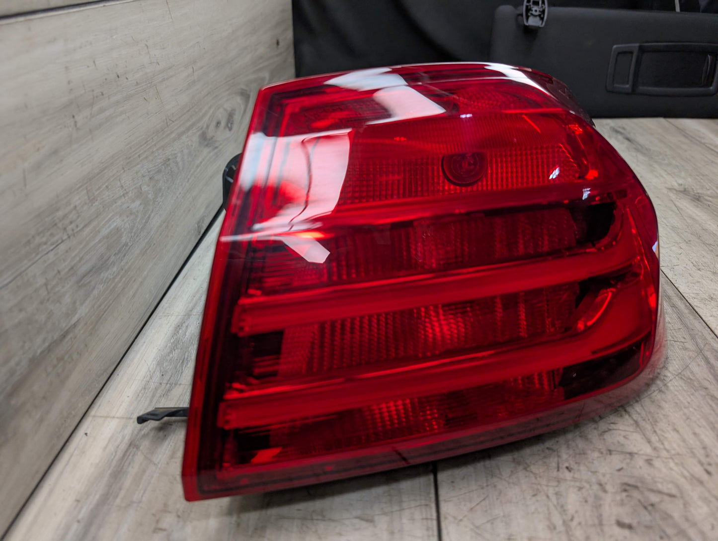 14-17 OEM BMW F32 F33 F36 F82 F83 M4 Rear Right Passenger Outer Tail Light Lamp