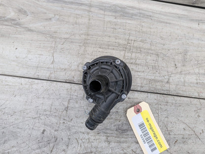 *OEM BMW G01 G05 G20 G22 G30 G42 G80 G82 G83 M3 M4 Engine Auxiliary Water Pump