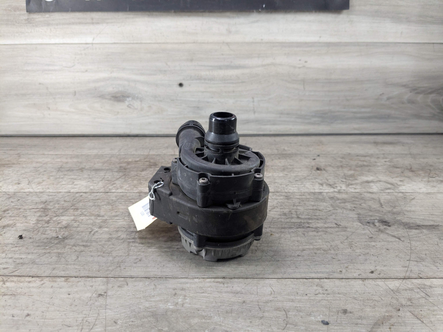 18-21 OEM BMW G01 G02 X3 X4 30 M40 Engine B46 B58 Auxiliary Cooling Water Pump
