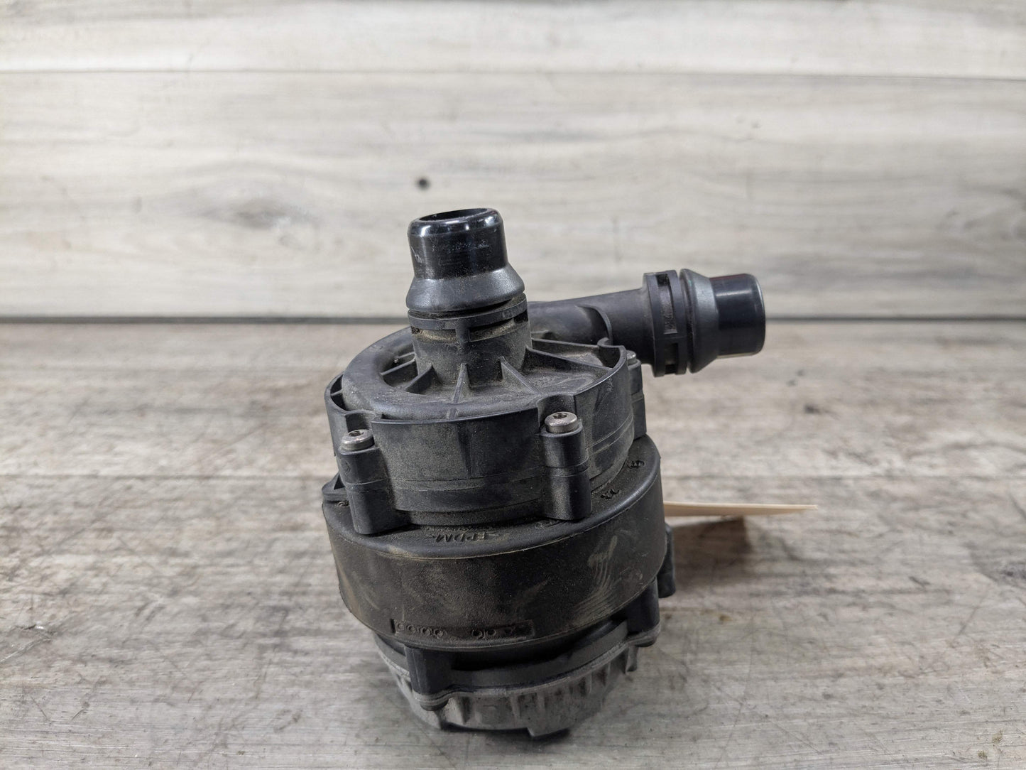18-21 OEM BMW G01 G02 X3 X4 30 M40 Engine B46 B58 Auxiliary Cooling Water Pump