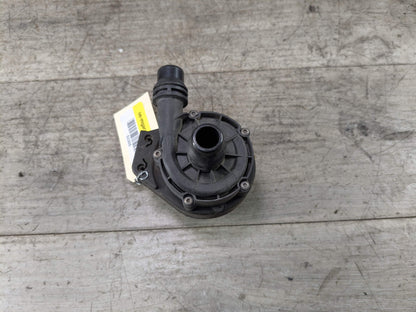 18-21 OEM BMW G01 G02 X3 X4 30 M40 Engine B46 B58 Auxiliary Cooling Water Pump