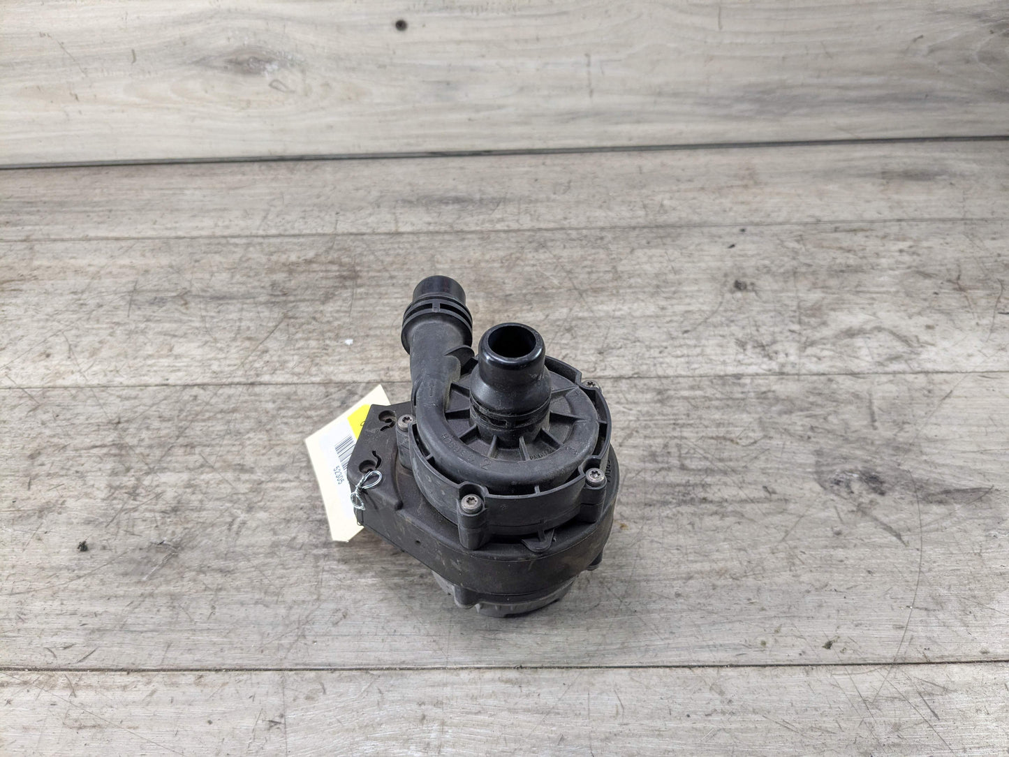 18-21 OEM BMW G01 G02 X3 X4 30 M40 Engine B46 B58 Auxiliary Cooling Water Pump