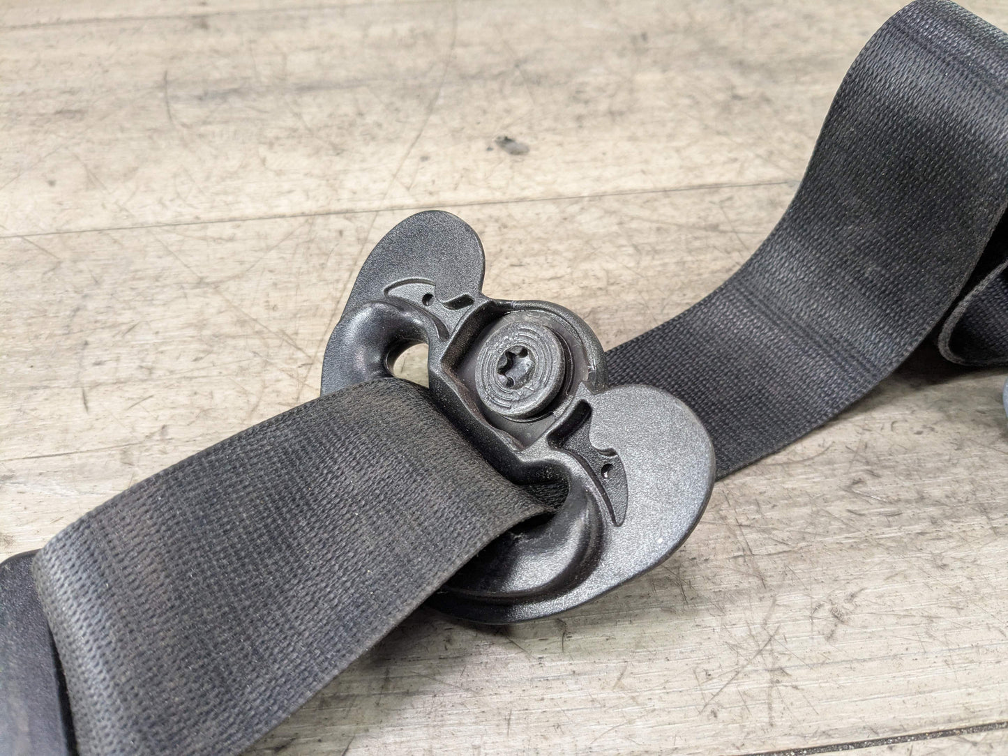 12-20 OEM BMW F30 F36 F80 M3 Front Left Driver Side Seatbelt Retractor Black