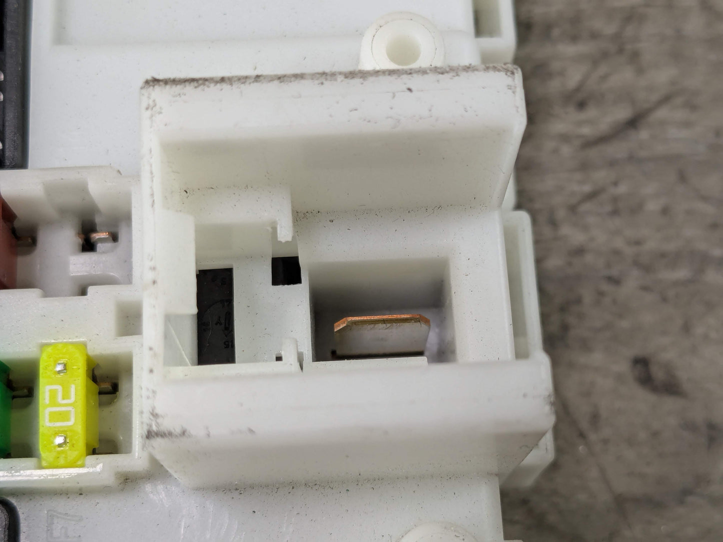 OEM BMW F30 F32 F33 F36 F80 F82 F83 Body Control Junction Box Module FEM + Key