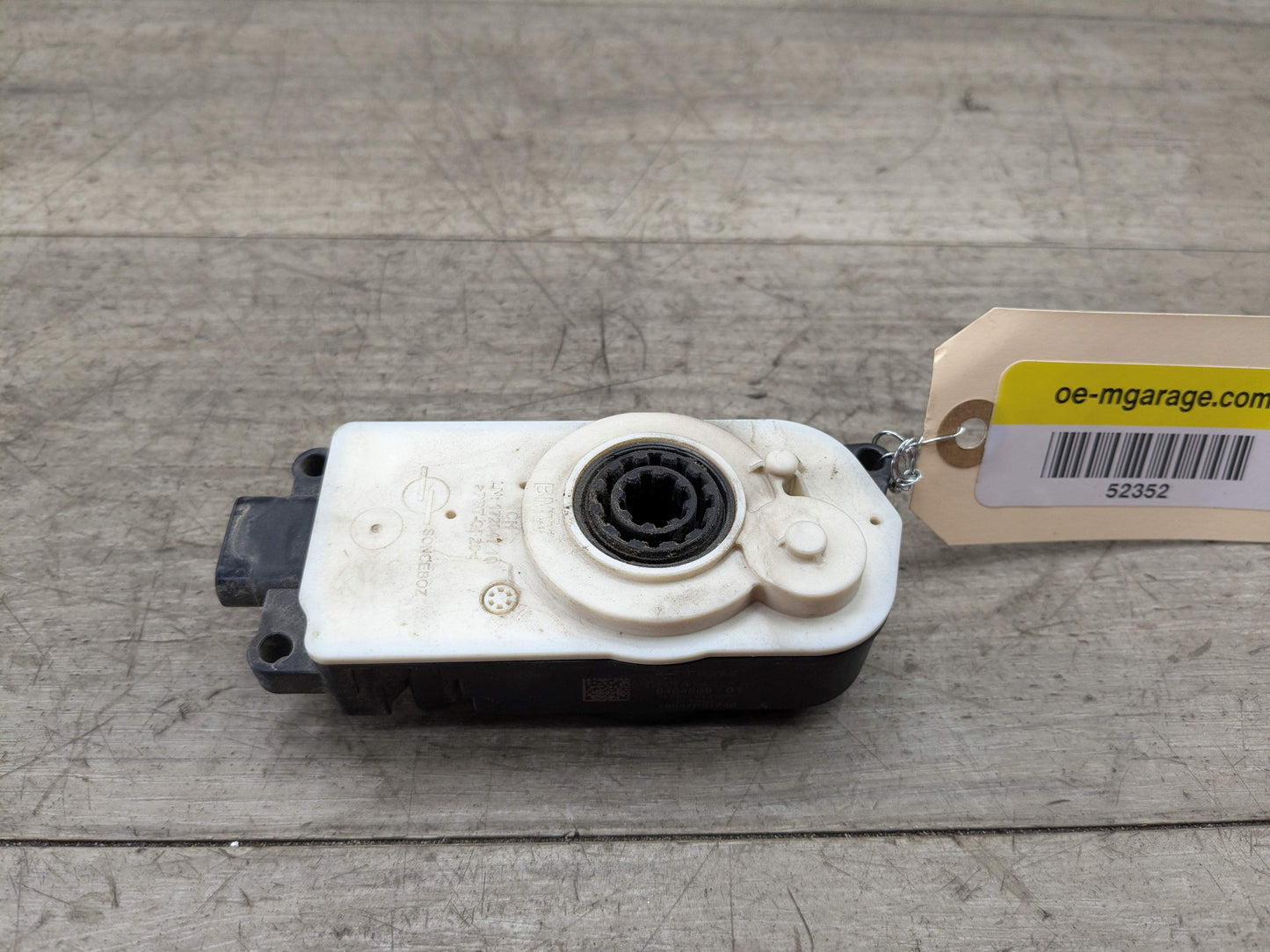 OEM BMW G05 G07 G20 330 M340 X5 Grille Air Flap Intake Shutter Motor Actuator