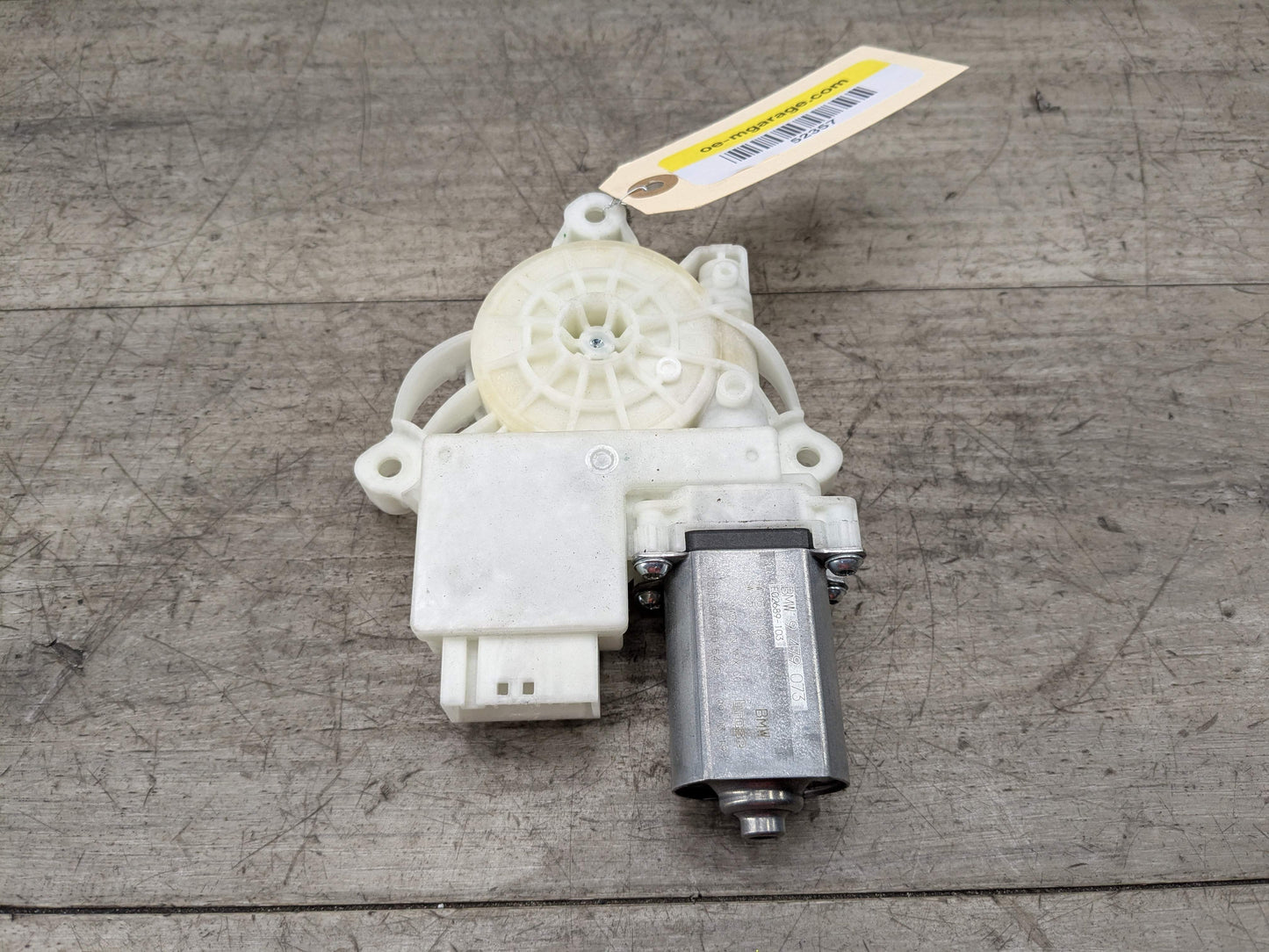 OEM BMW G05 G06 G07 X5 X6 X7 FRONT Right Passenger Door Window Regulator Motor
