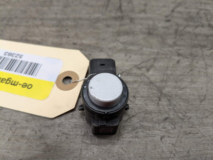 OEM BMW G01* G05* G20 G22 G23 G26 G42 G80 G82 M8 Bumper Parking PDC Sensor WHITE