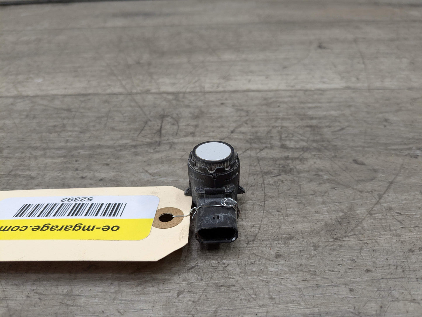 OEM BMW G01* G05* G20 G22 G23 G26 G42 G80 G82 M8 Bumper Parking PDC Sensor WHITE