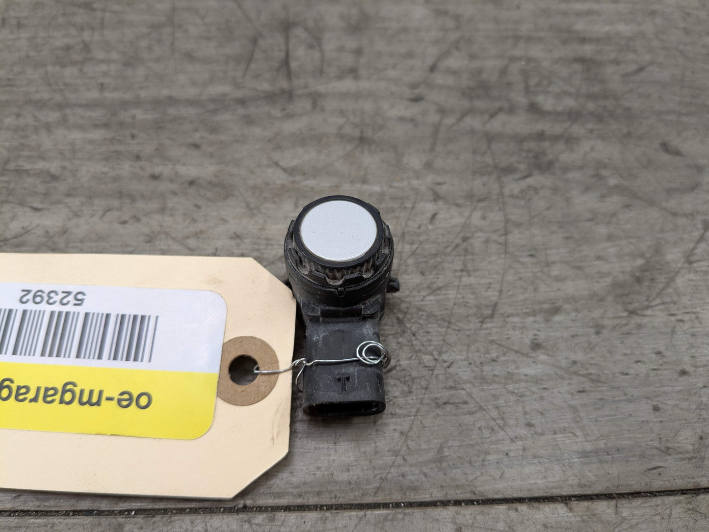 OEM BMW G01* G05* G20 G22 G23 G26 G42 G80 G82 M8 Bumper Parking PDC Sensor WHITE