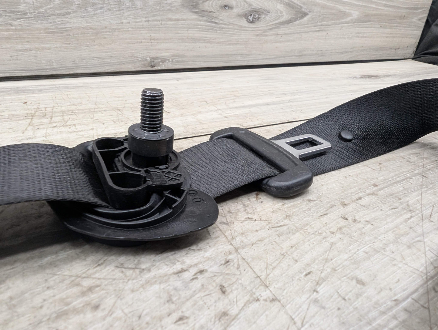 19-25 OEM BMW F95 G05 X5 X5M REAR Right Passenger 2nd Row Seat Belt Retractor