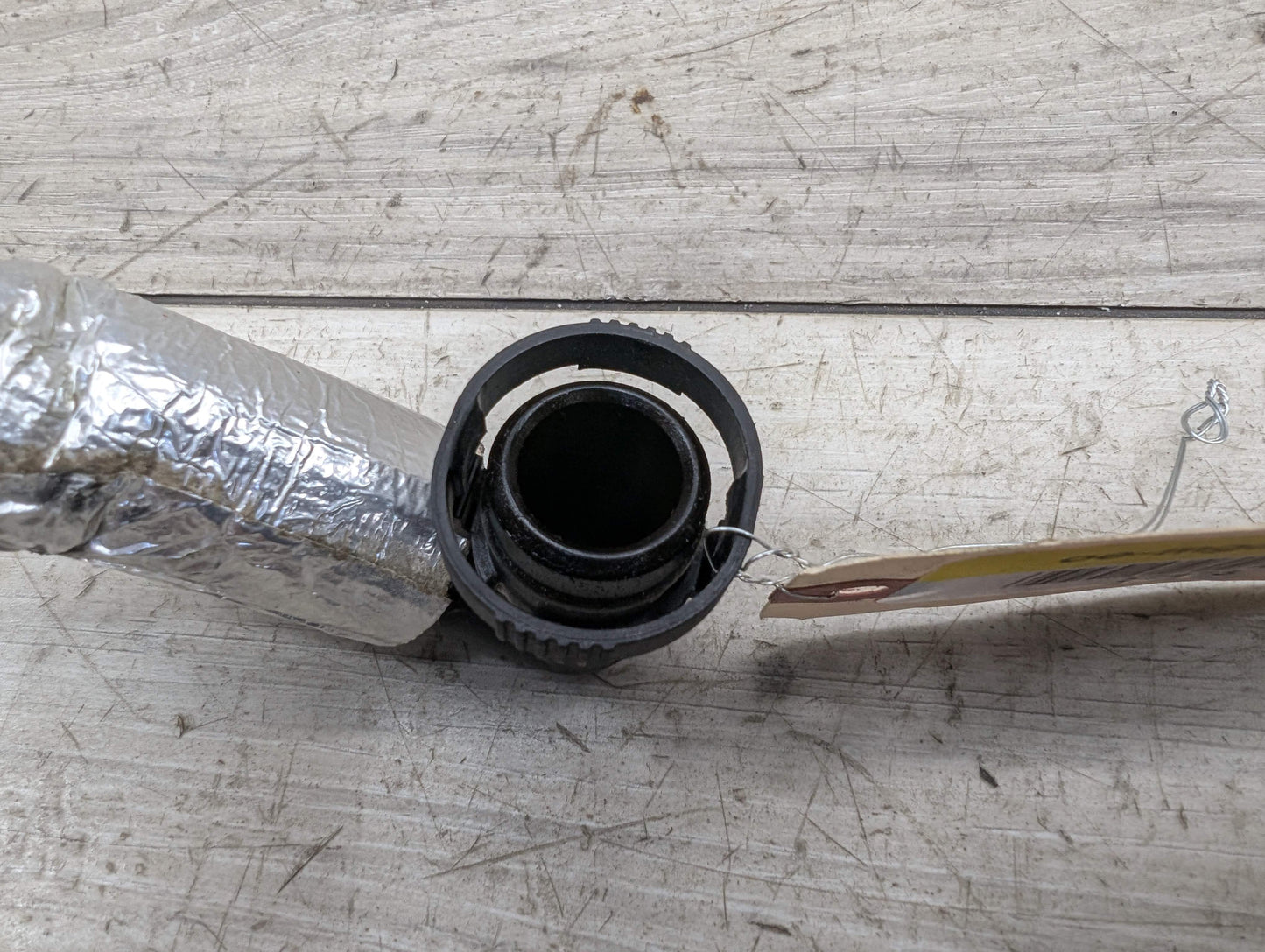 19-23 OEM BMW G05 G06 G07 G12 G14 G15 G16 G30 Engine B58 Air Duct Tube Pipe