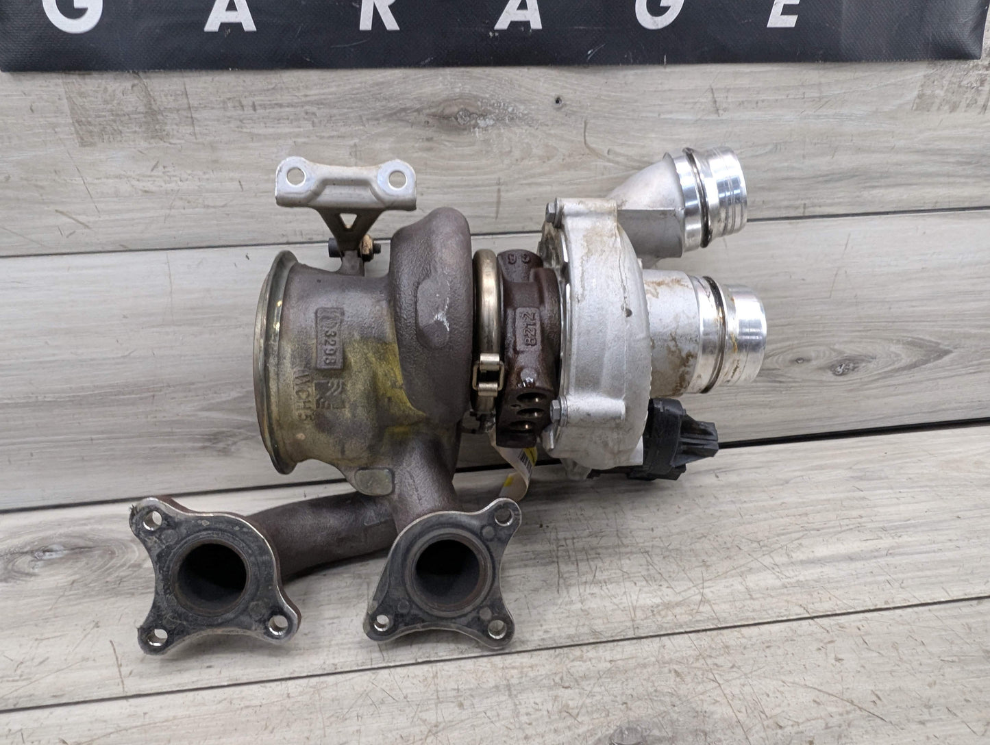 OEM BMW G05 G07 G12 G30 X5 540 740 Turbo Charger 2 PORT w/ Manifold B58
