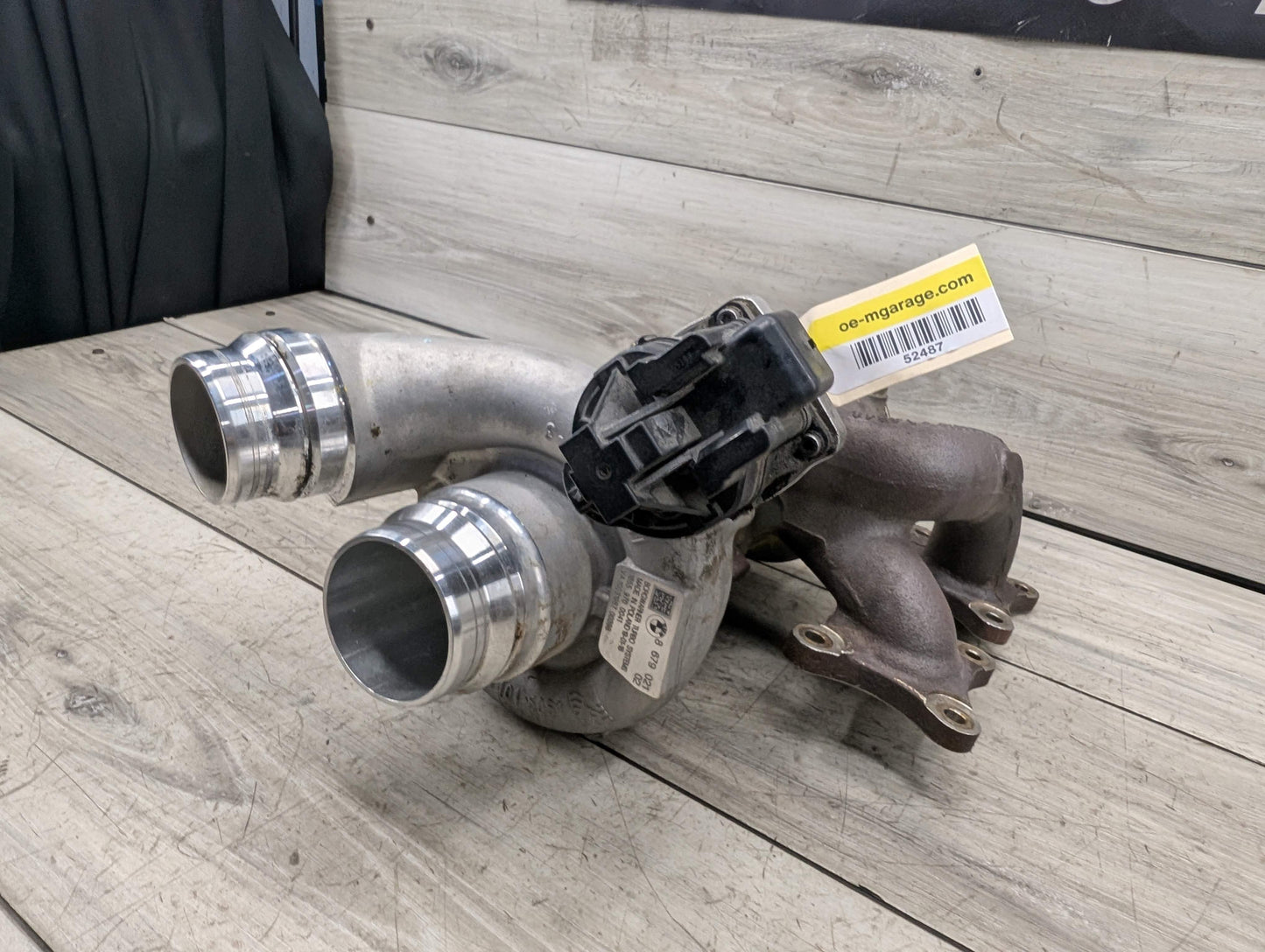 OEM BMW G05 G07 G12 G30 X5 540 740 Turbo Charger 2 PORT w/ Manifold B58