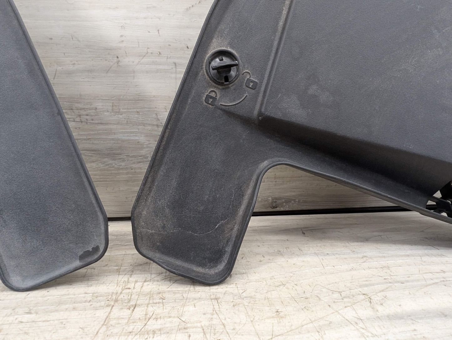 OEM BMW F95 F96 G05 G06 G07 X5 X6 X7 Front Left Right Windshield Cowl Cover PAIR