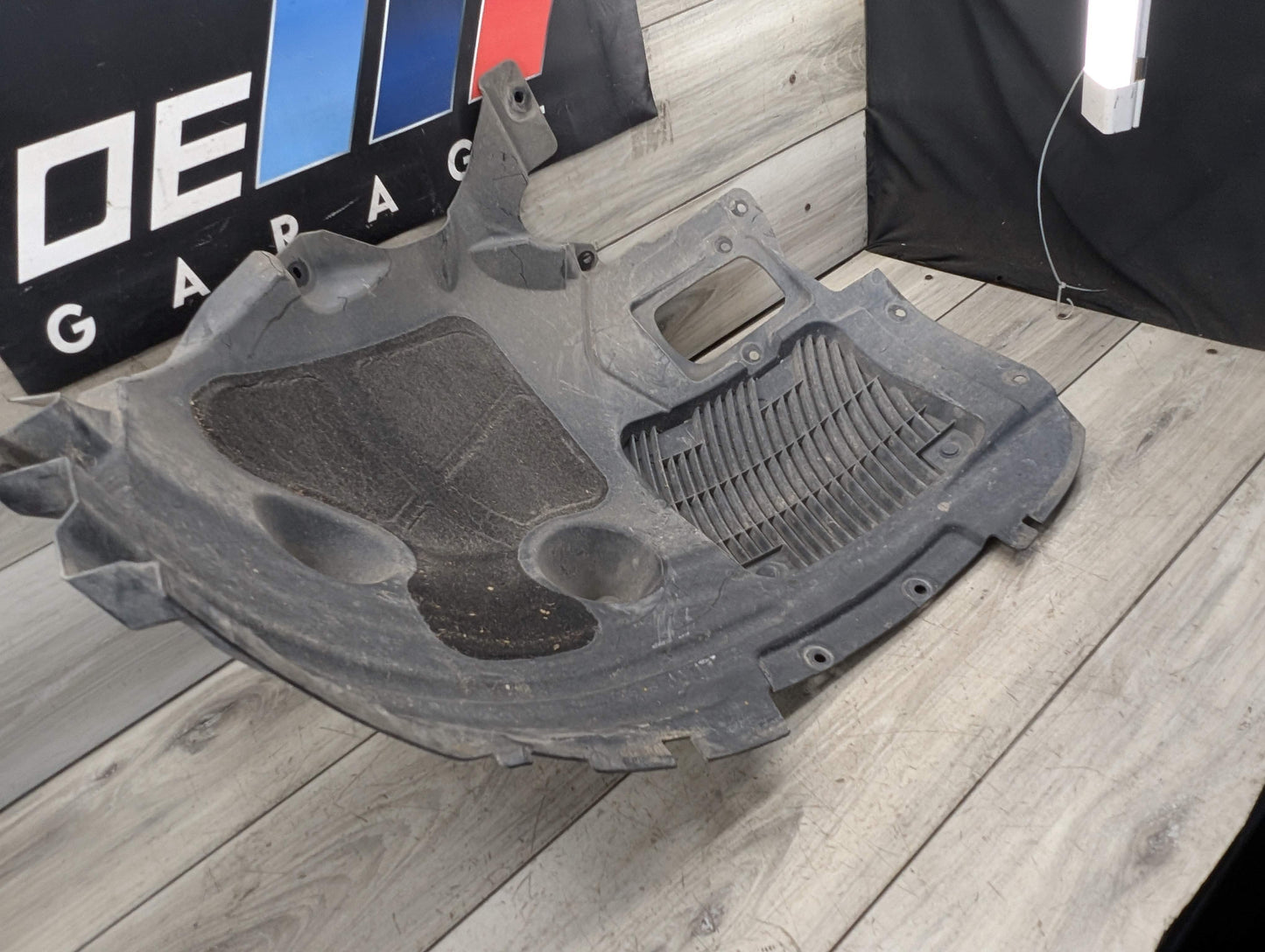 OEM BMW F95 G05 X5 X5M Left Driver Fender Liner Wheel Splash Shield Frontward