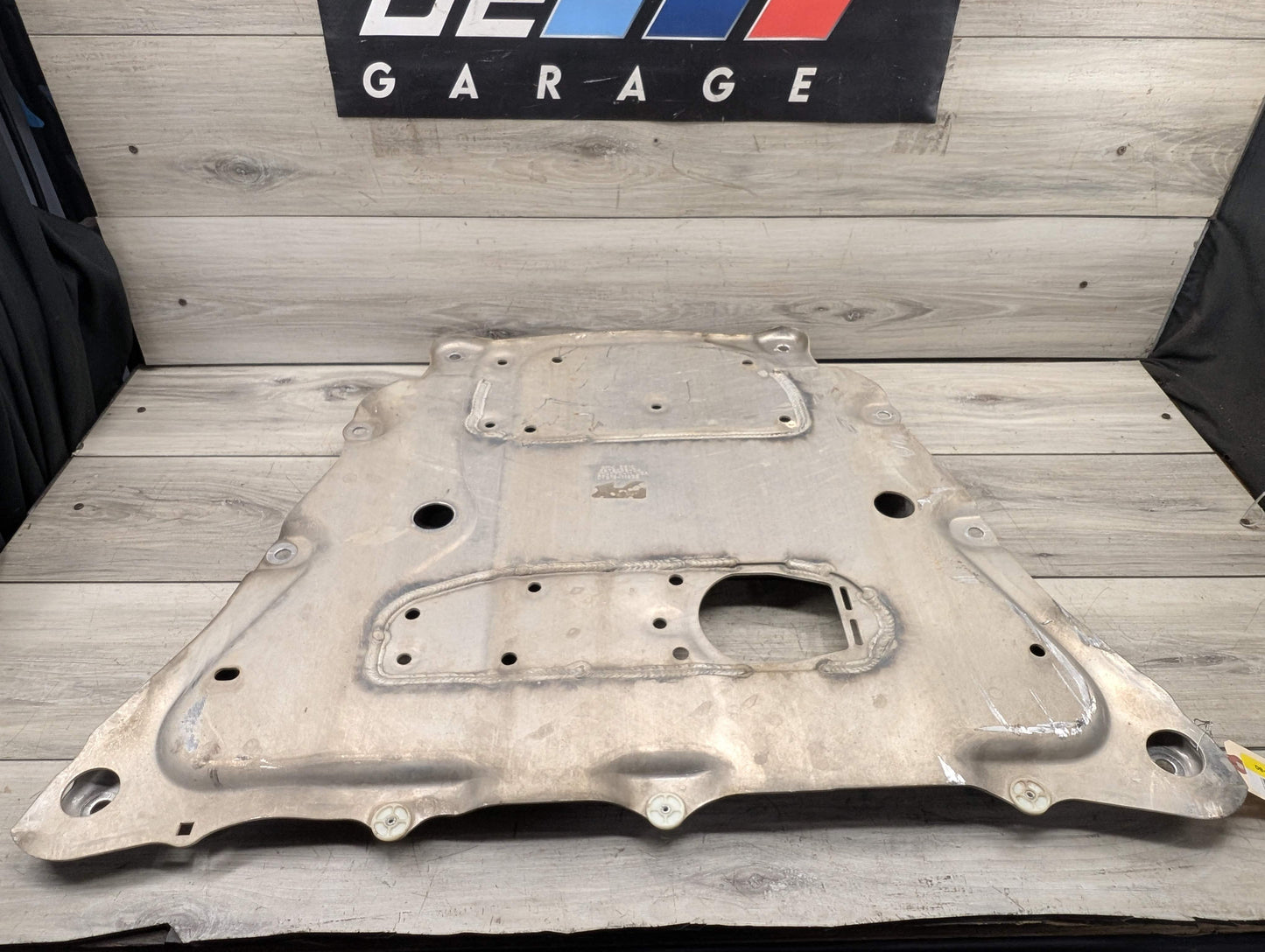 OEM BMW G05 G06 G07 X5 X6 X7 Lower Engine Cover Skid Shield Stiffening Plate B58