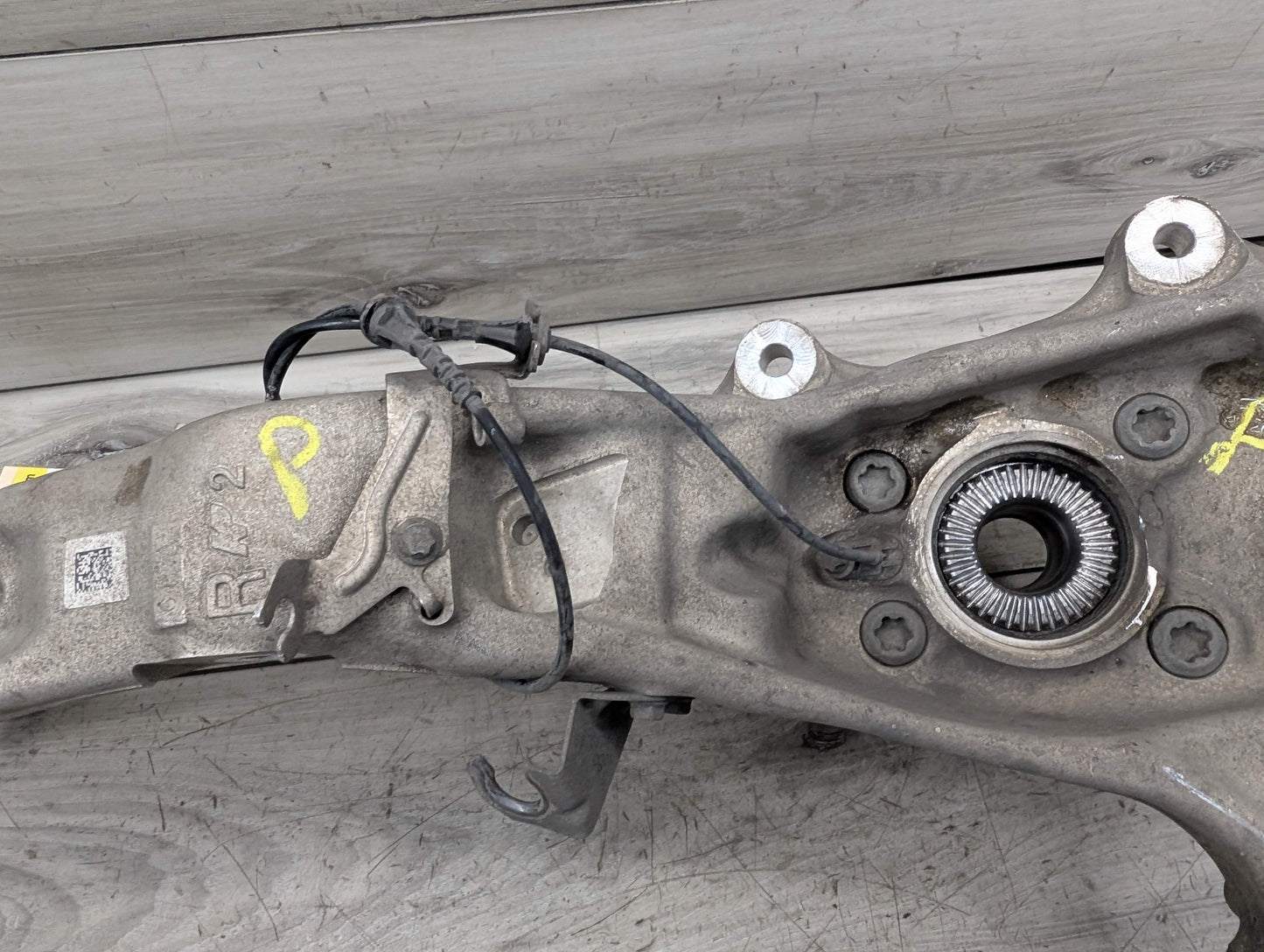 OEM BMW F95 G05 G06 G07 G09 X5 Front Right Passenger Hub Spindle Knuckle Bearing