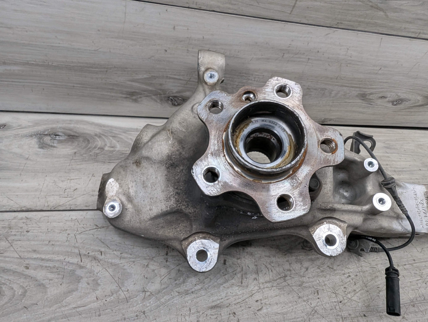 OEM BMW F95 G05 G06 G07 G09 X5 X7 Front Left Driver Hub Spindle Knuckle Bearing