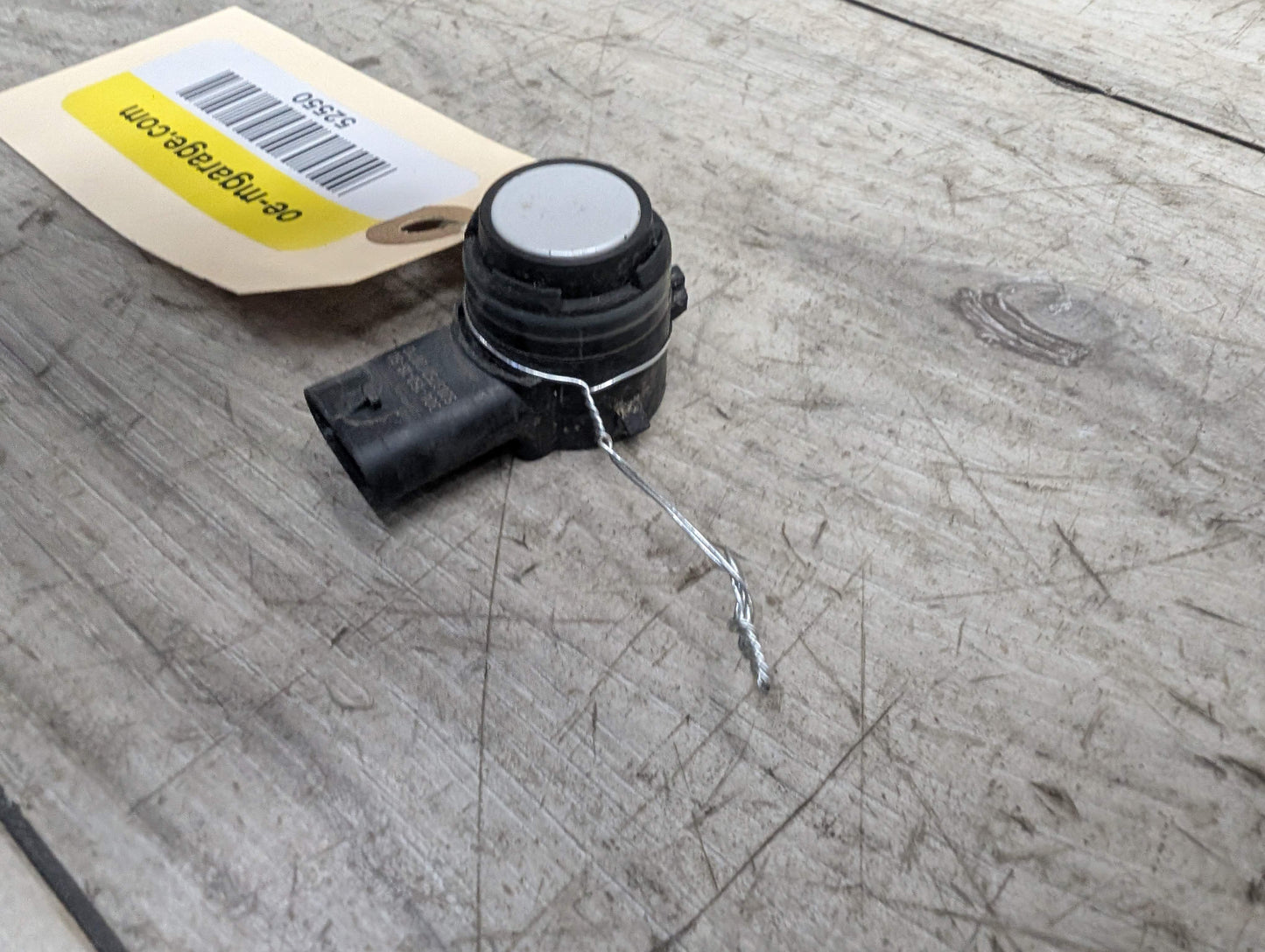 OEM BMW F15 F16 F85 F86 X5 X6 Front Rear Bumper Parking PDC Sensor White