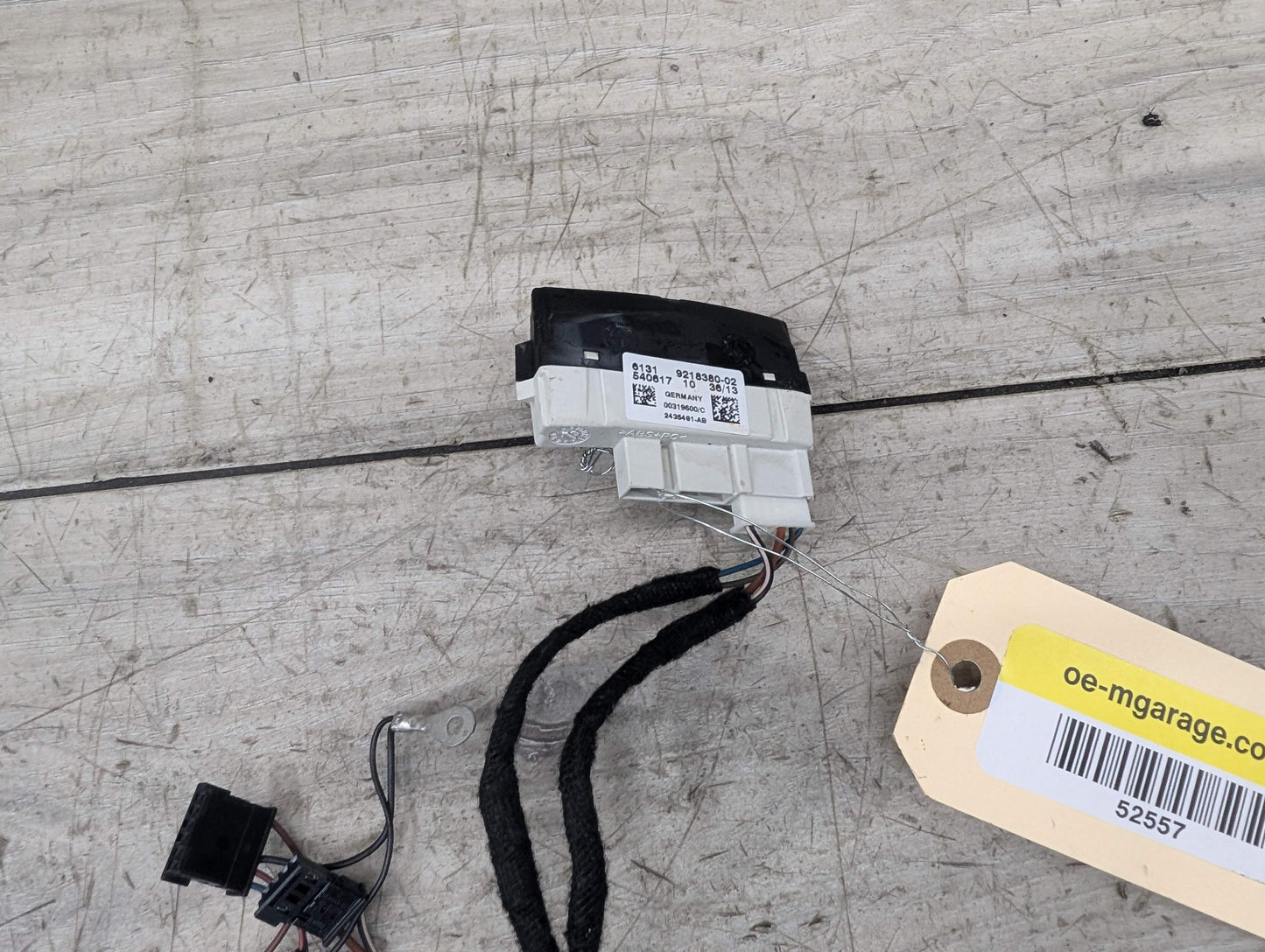 11-17 OEM BMW F02 F10 F15 F22 F30 F32 F36 Steering Wheel Control Wiring Module