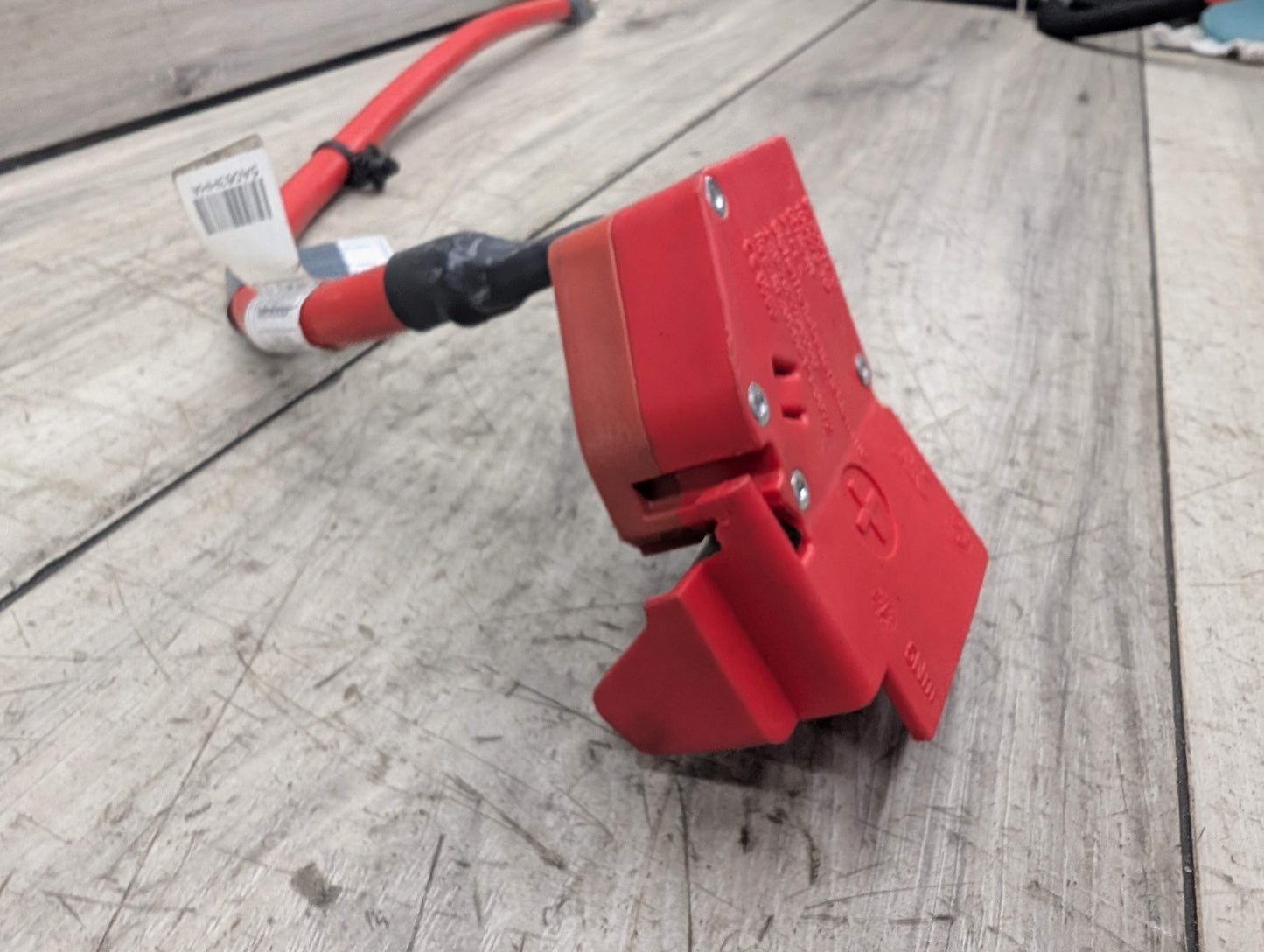 OEM BMW F15 F16 F85 F86 X5 X6 X5M Positive Plus Battery Pole Terminal Red Cable