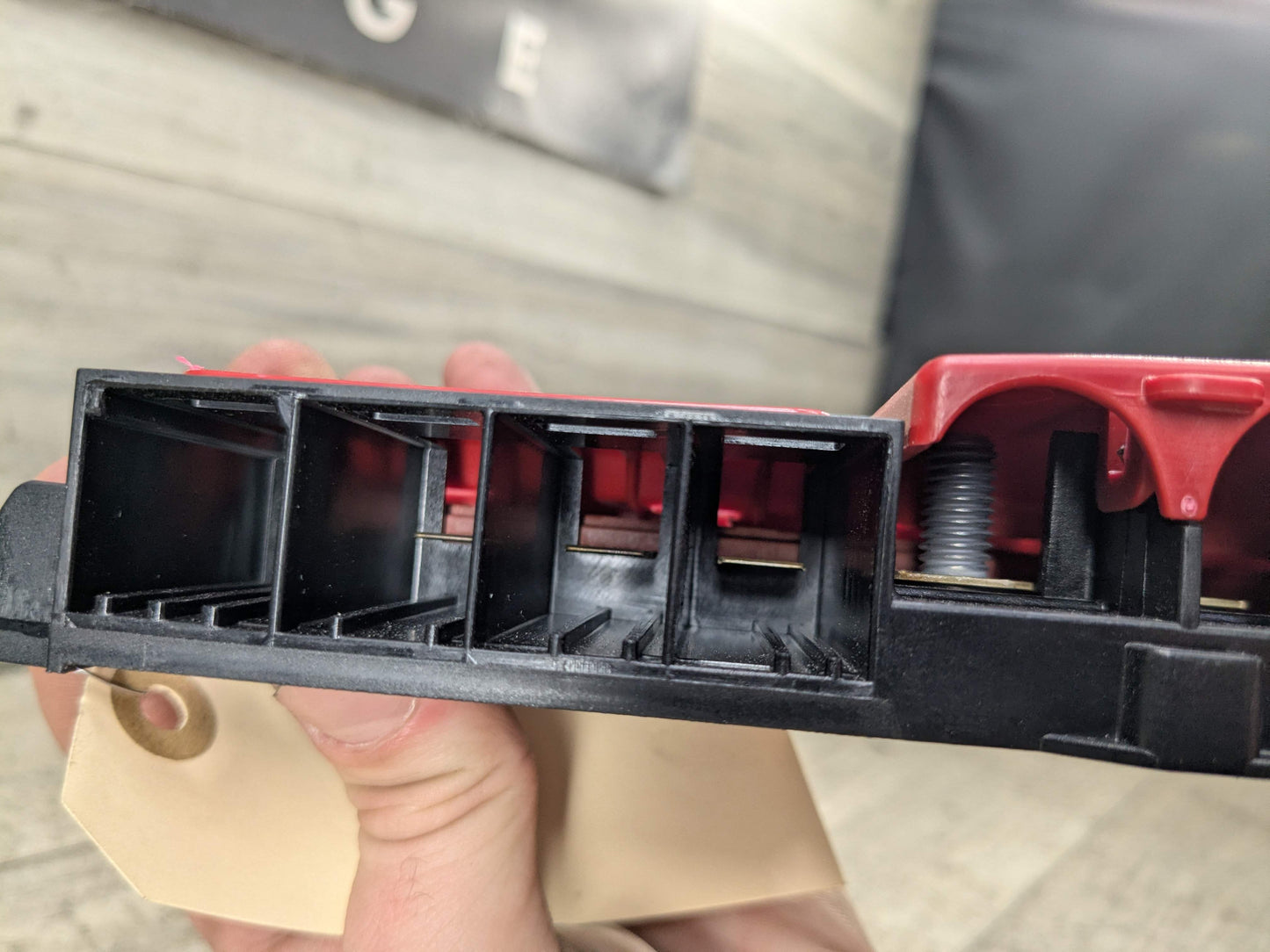 OEM BMW G05 G06 G07 X5 X7 Rear Battery Junction B+ Power Fuse box Distribution