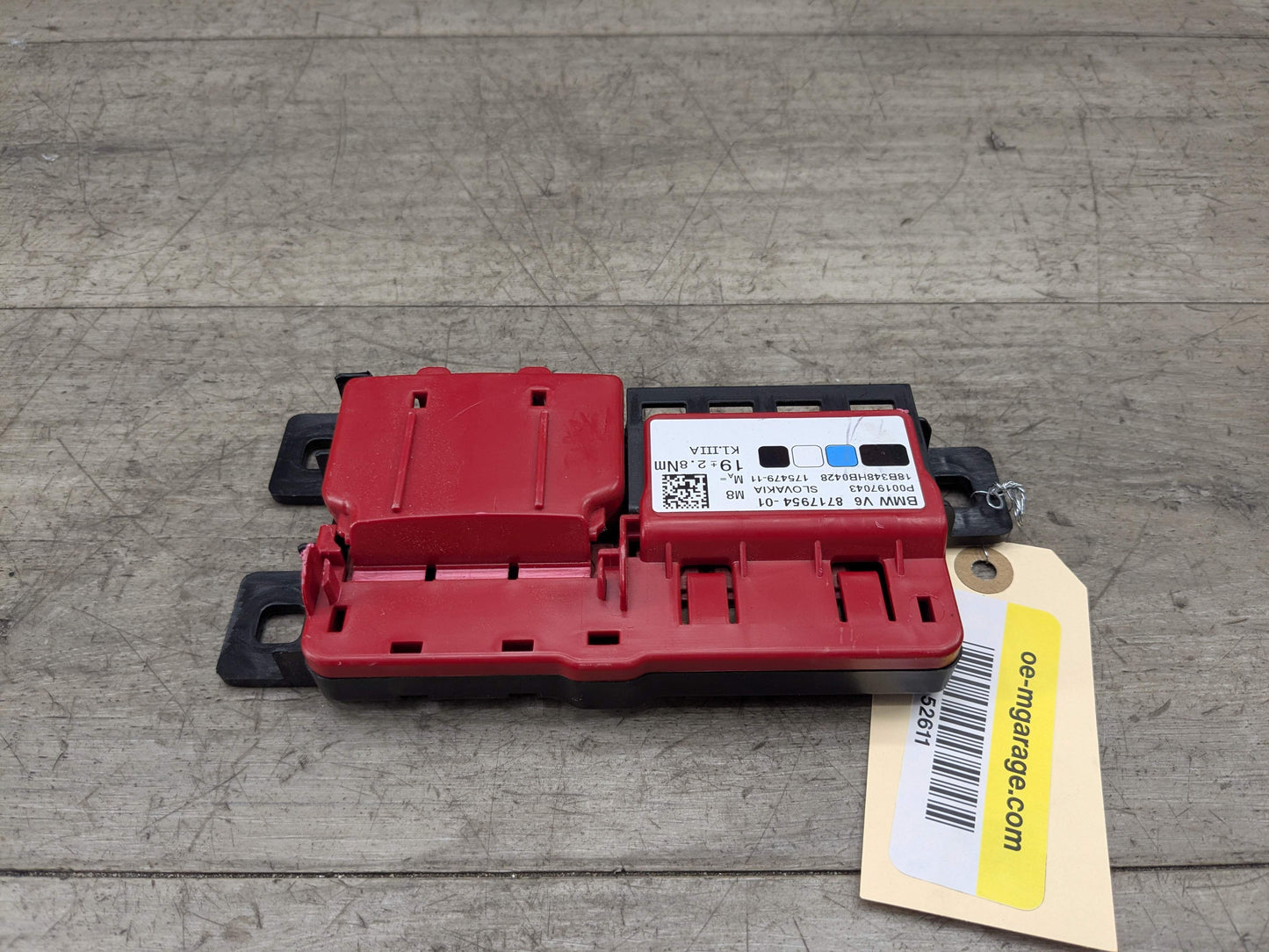 OEM BMW G05 G06 G07 X5 X7 Rear Battery Junction B+ Power Fuse box Distribution