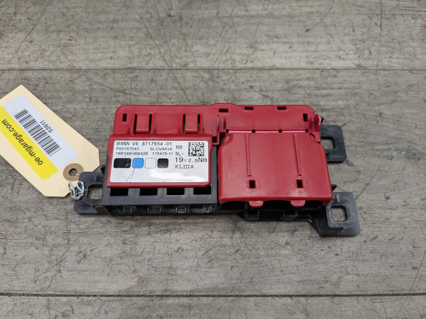 OEM BMW G05 G06 G07 X5 X7 Rear Battery Junction B+ Power Fuse box Distribution