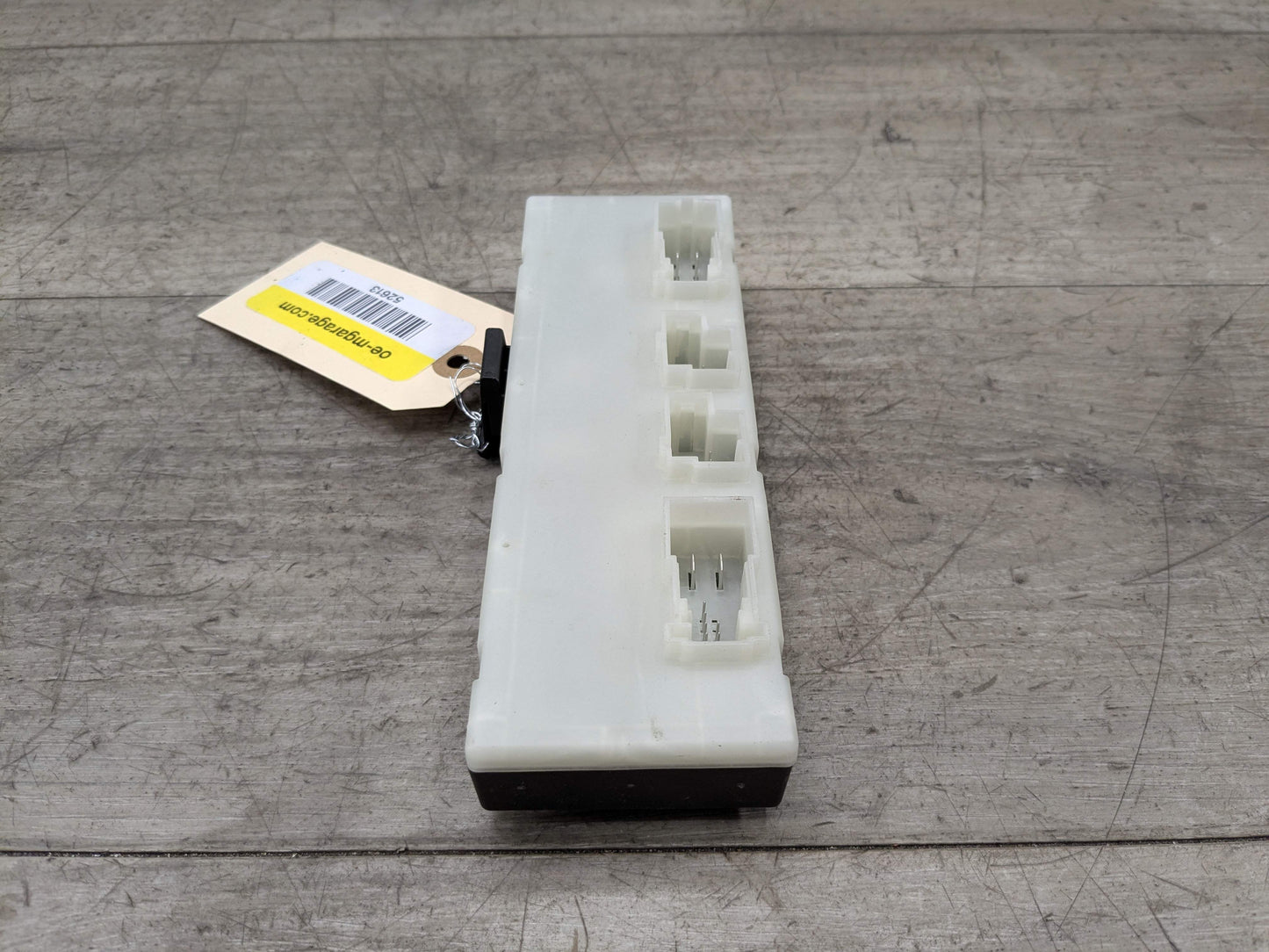 OEM BMW G05 G07 X5 X7 Trunk Tailgate Decklid Function Control Module