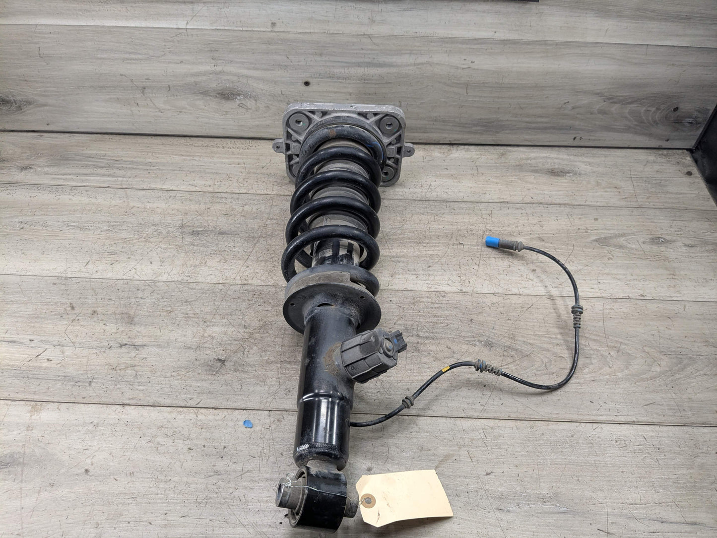 19-23 OEM BMW G05 X5 40iX 50iX AWD Rear Right Passenger Strut Shock Absorber VDC