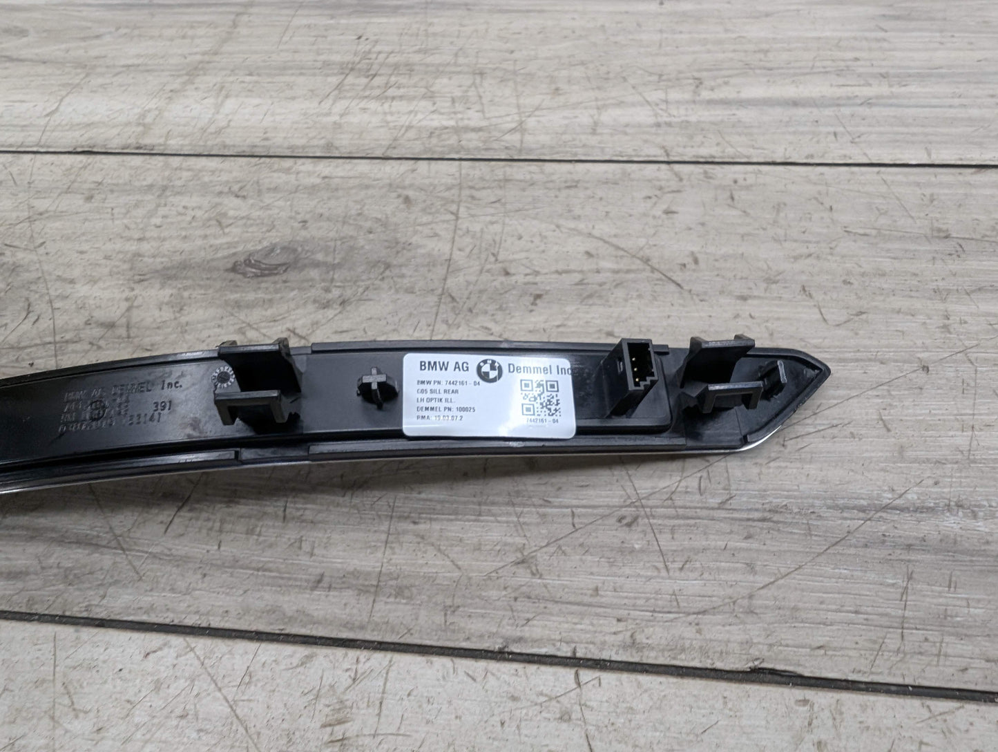 OEM BMW G05 G06 G07 X5 X7 Rear Left Driver Side Door Sill Entrance Scuff Plate