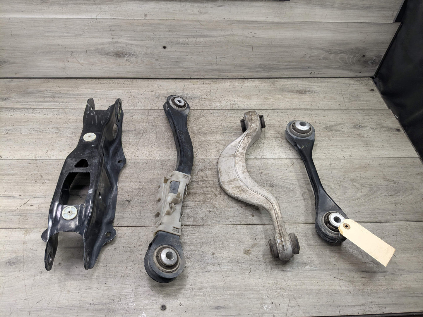 OEM BMW G05 G06 G07 X5 Rear Right Passenger Upper Lower Control Arm Wishbone SET