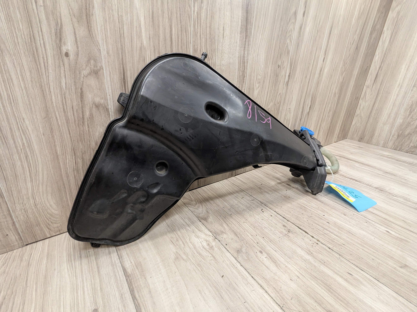 OEM BMW F97 F97 X3 X4 X3M X4M Windshield Wipe Washer Bottle Tank Reservoir