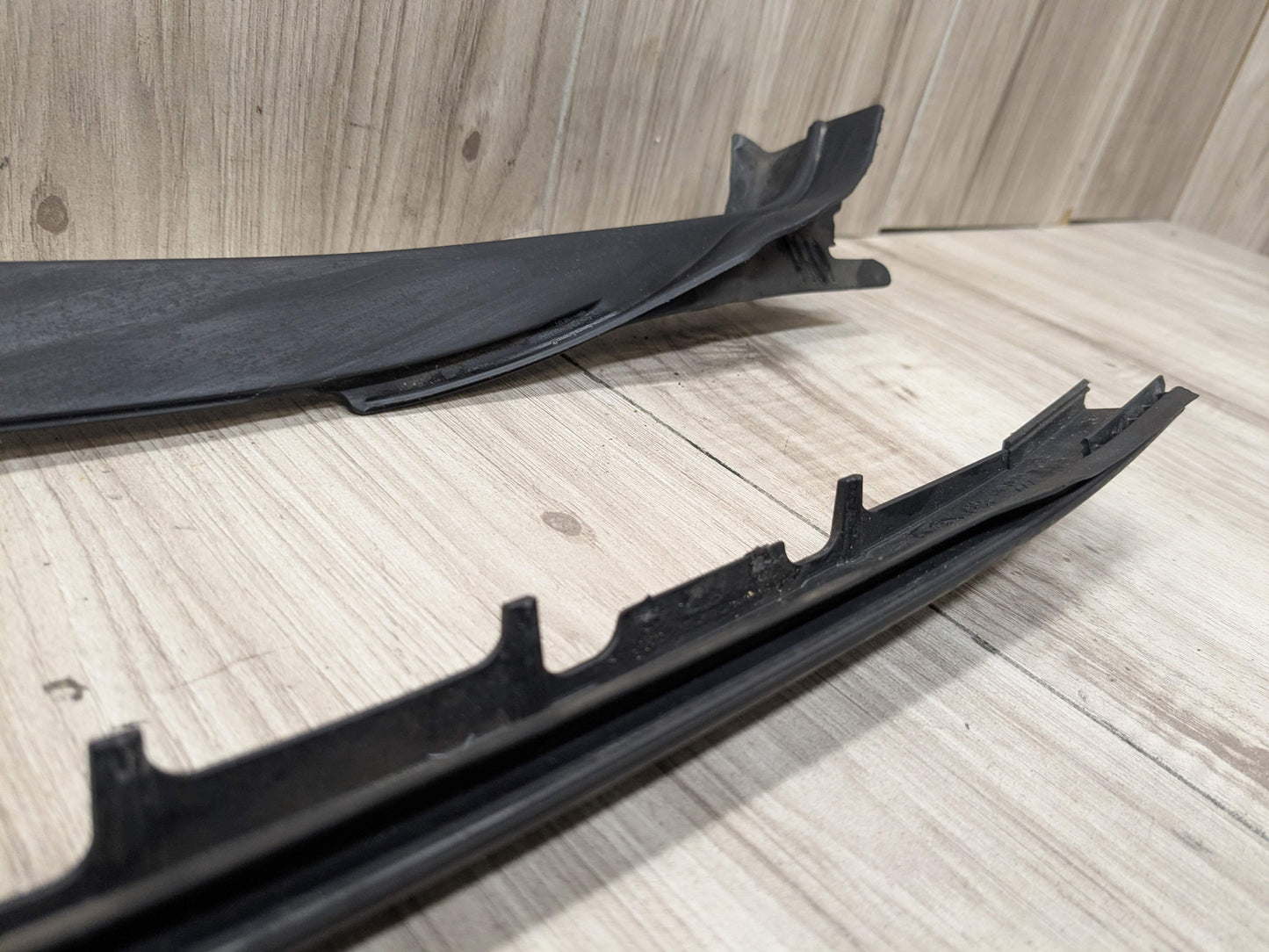 OEM BMW G01 F97 X3 X3M Front Left Right Side Windshield Pillar Drip Molding PAIR
