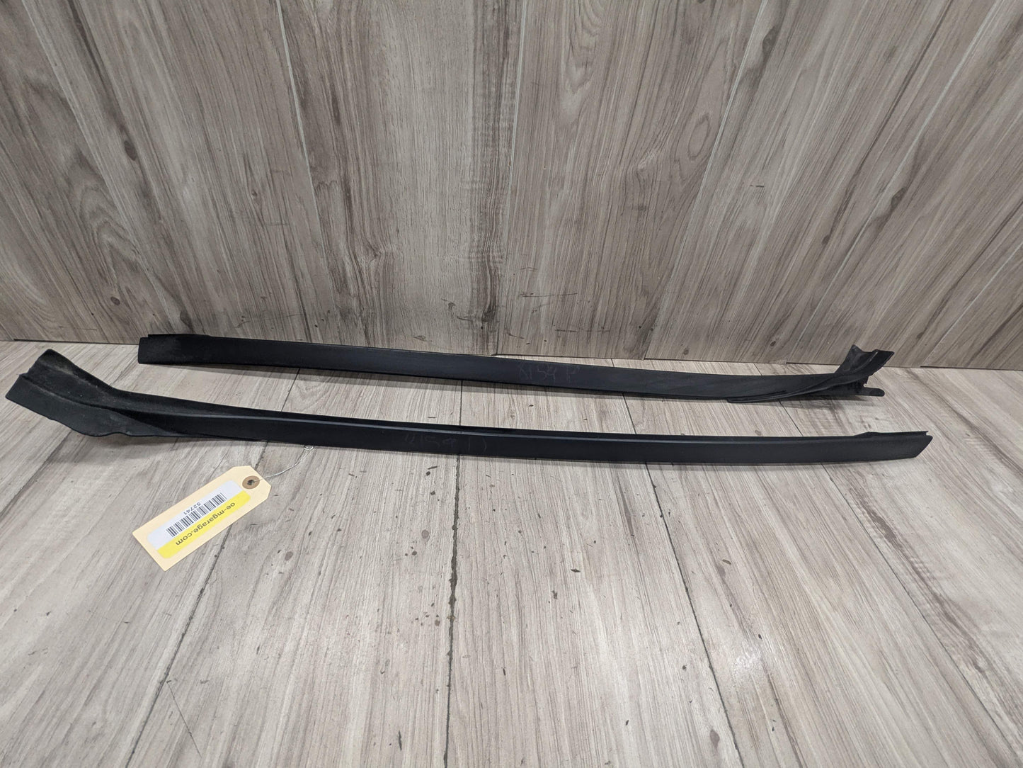 OEM BMW G01 F97 X3 X3M Front Left Right Side Windshield Pillar Drip Molding PAIR