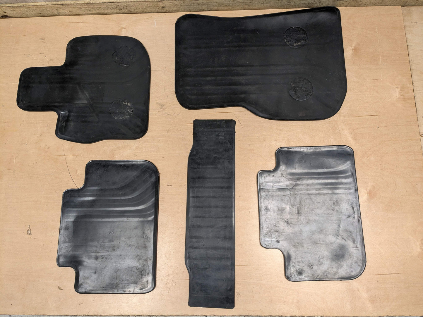 OEM BMW F97 G01 X3 X3M Front Rear All Weather Rubber Floor Mats Black SET