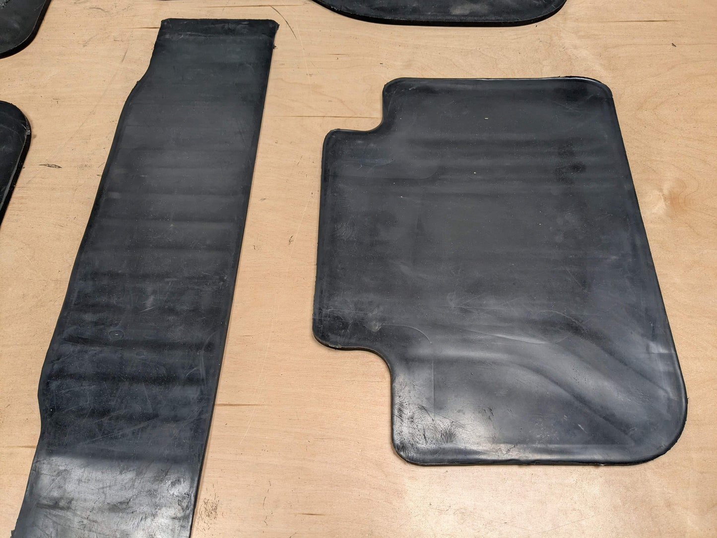 OEM BMW F97 G01 X3 X3M Front Rear All Weather Rubber Floor Mats Black SET