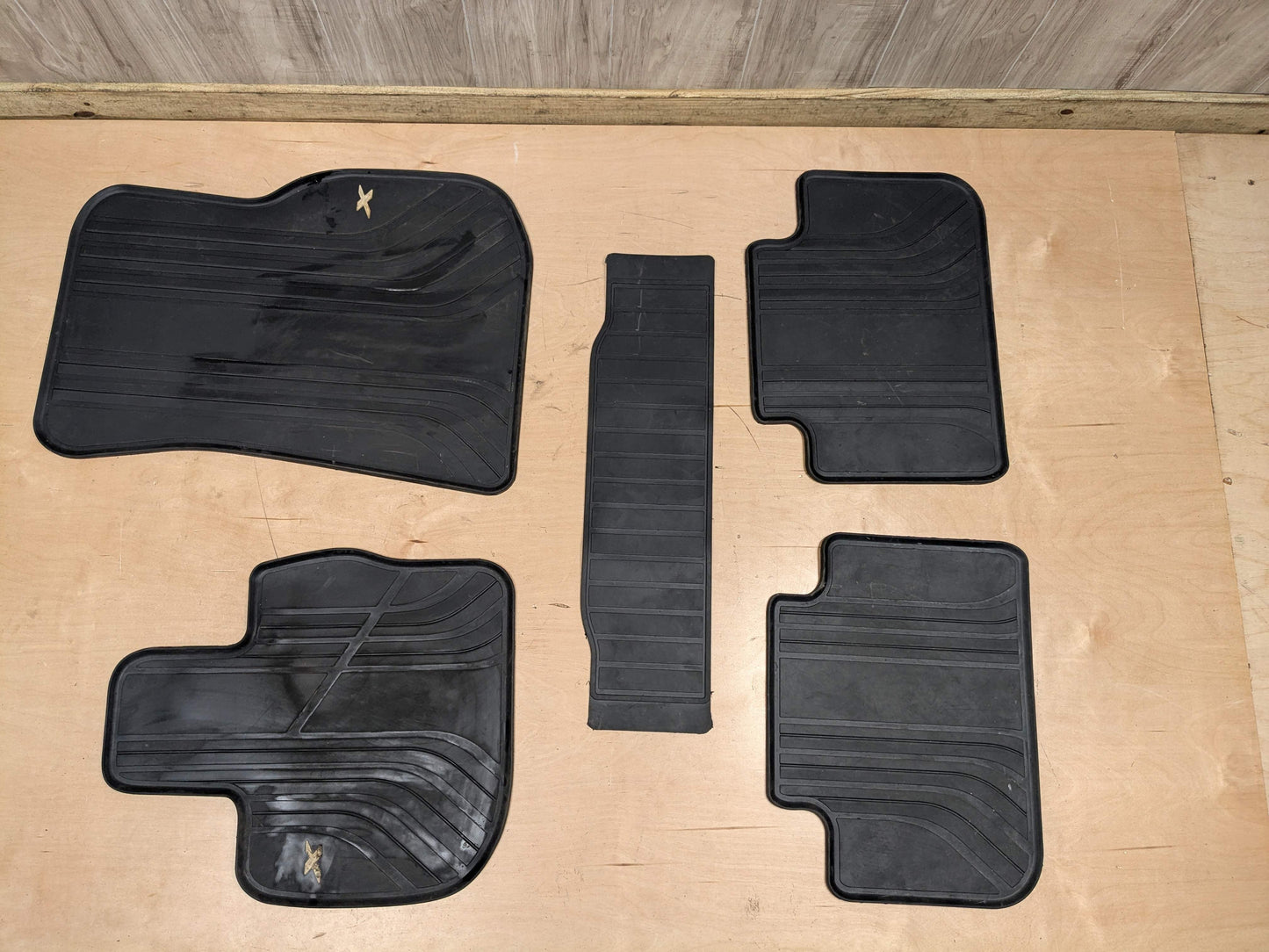 OEM BMW F97 G01 X3 X3M Front Rear All Weather Rubber Floor Mats Black SET