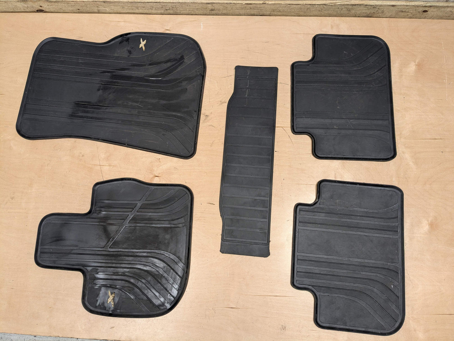 OEM BMW F97 G01 X3 X3M Front Rear All Weather Rubber Floor Mats Black SET