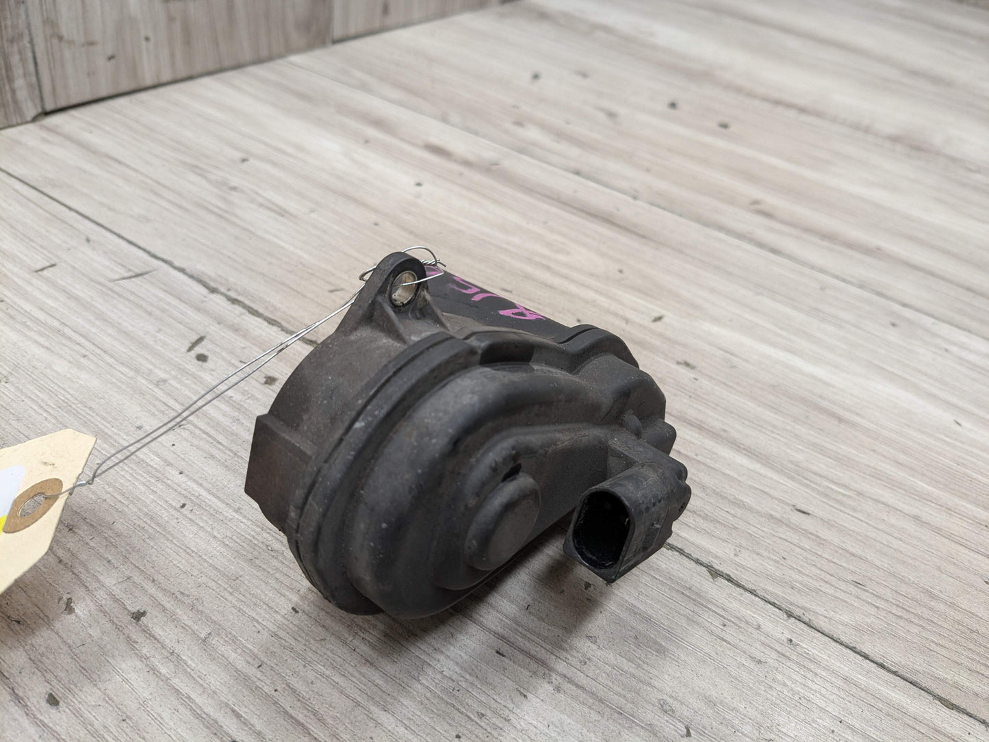 18-21 OEM BMW G01 G02 X3 X4 Rear Parking Brake Actuator Motor