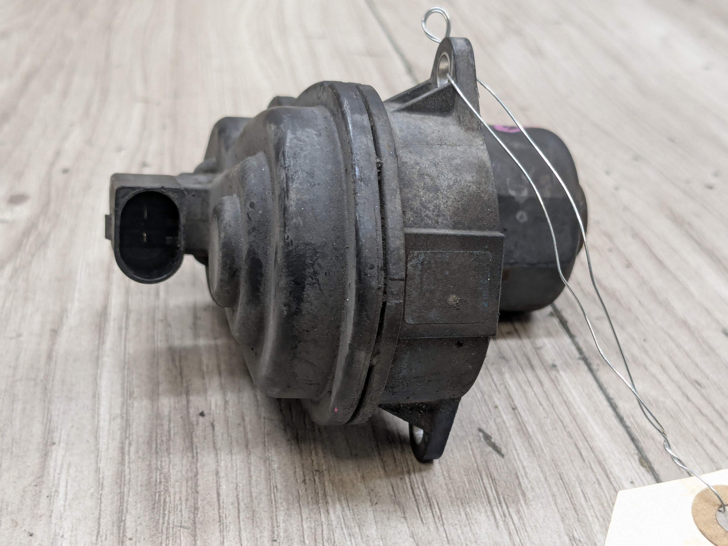 18-21 OEM BMW G01 G02 X3 X4 Rear Parking Brake Actuator Motor