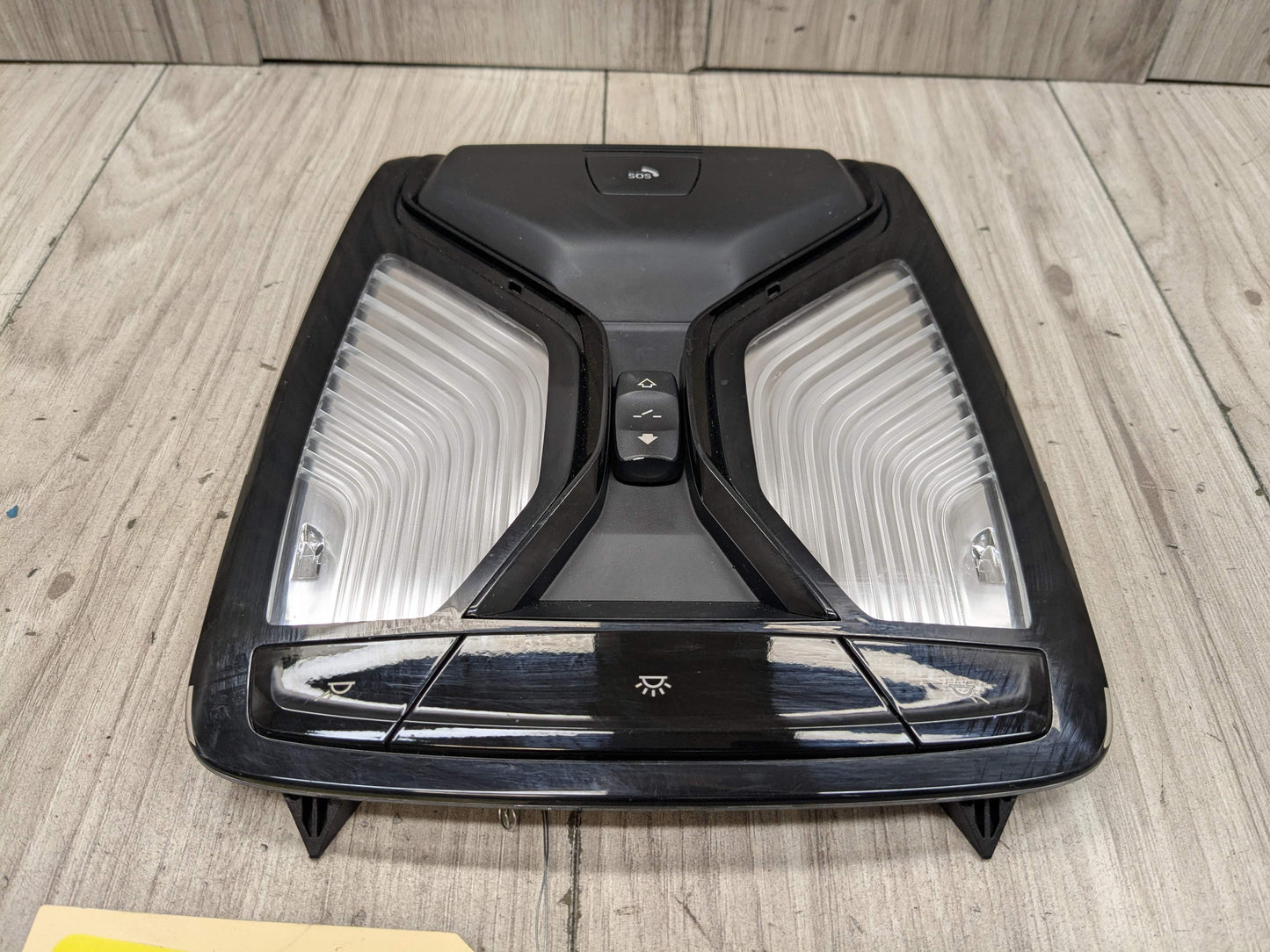 OEM BMW G01 G02 G05 G30 X3 X4 X5 Headliner Roof Console Dome Light SOS Switch