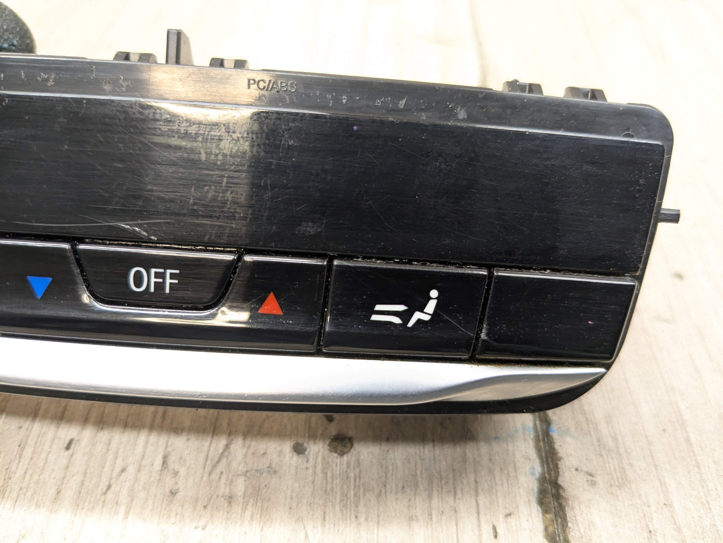 OEM BMW G01 G02 F97 F98 X3 X4 AC Rear Heater Climate Control Switch Panel