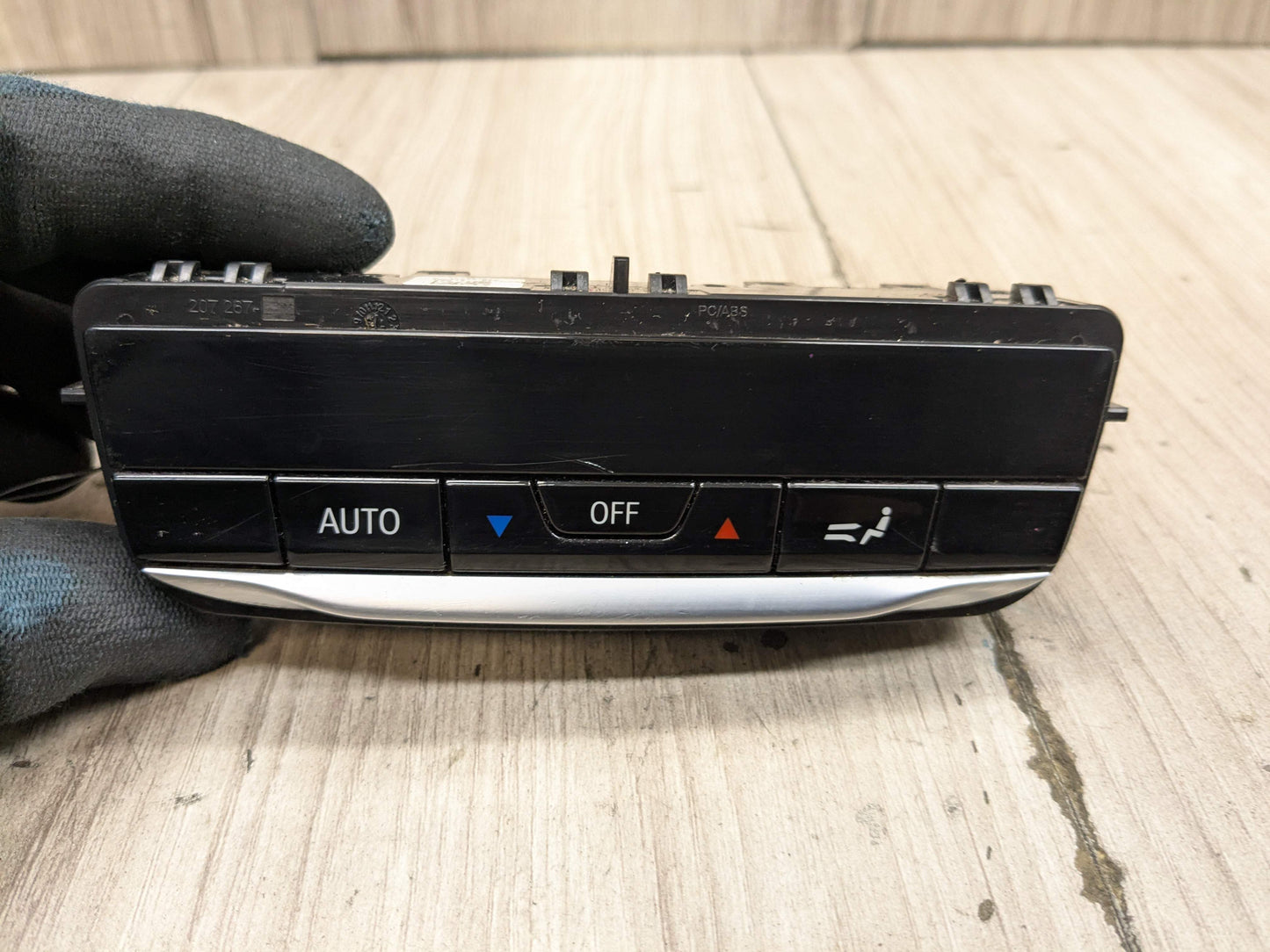 OEM BMW G01 G02 F97 F98 X3 X4 AC Rear Heater Climate Control Switch Panel