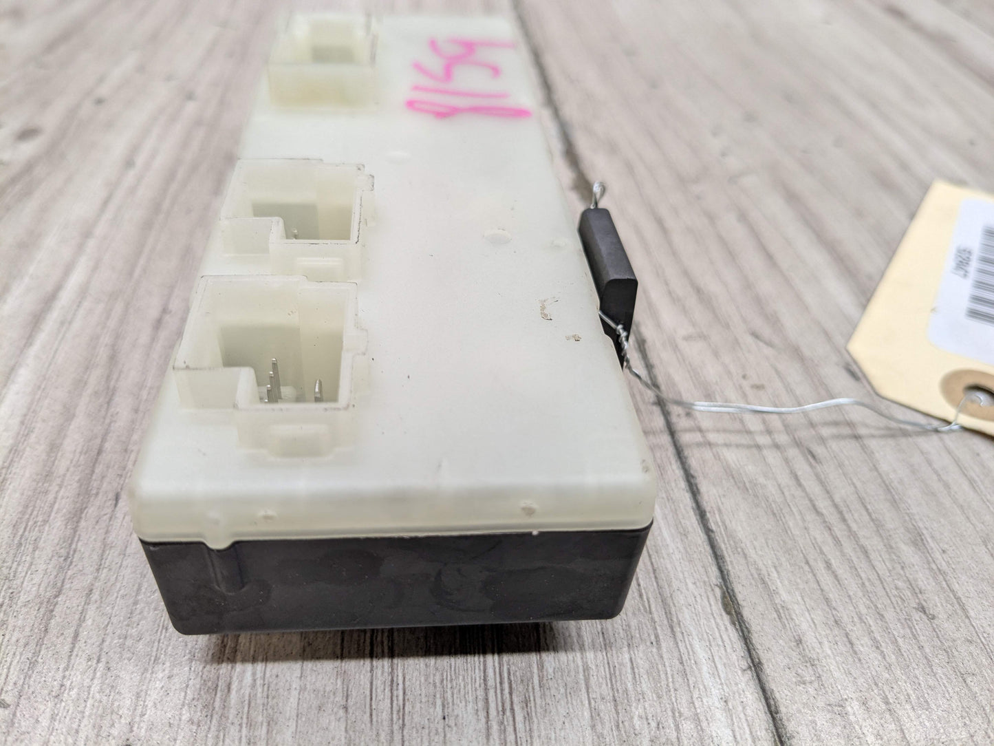 PRE-LCI OEM BMW F90 G01 G12* G20 G30 M5 M8 Trunk Tailgate Decklid Control Module