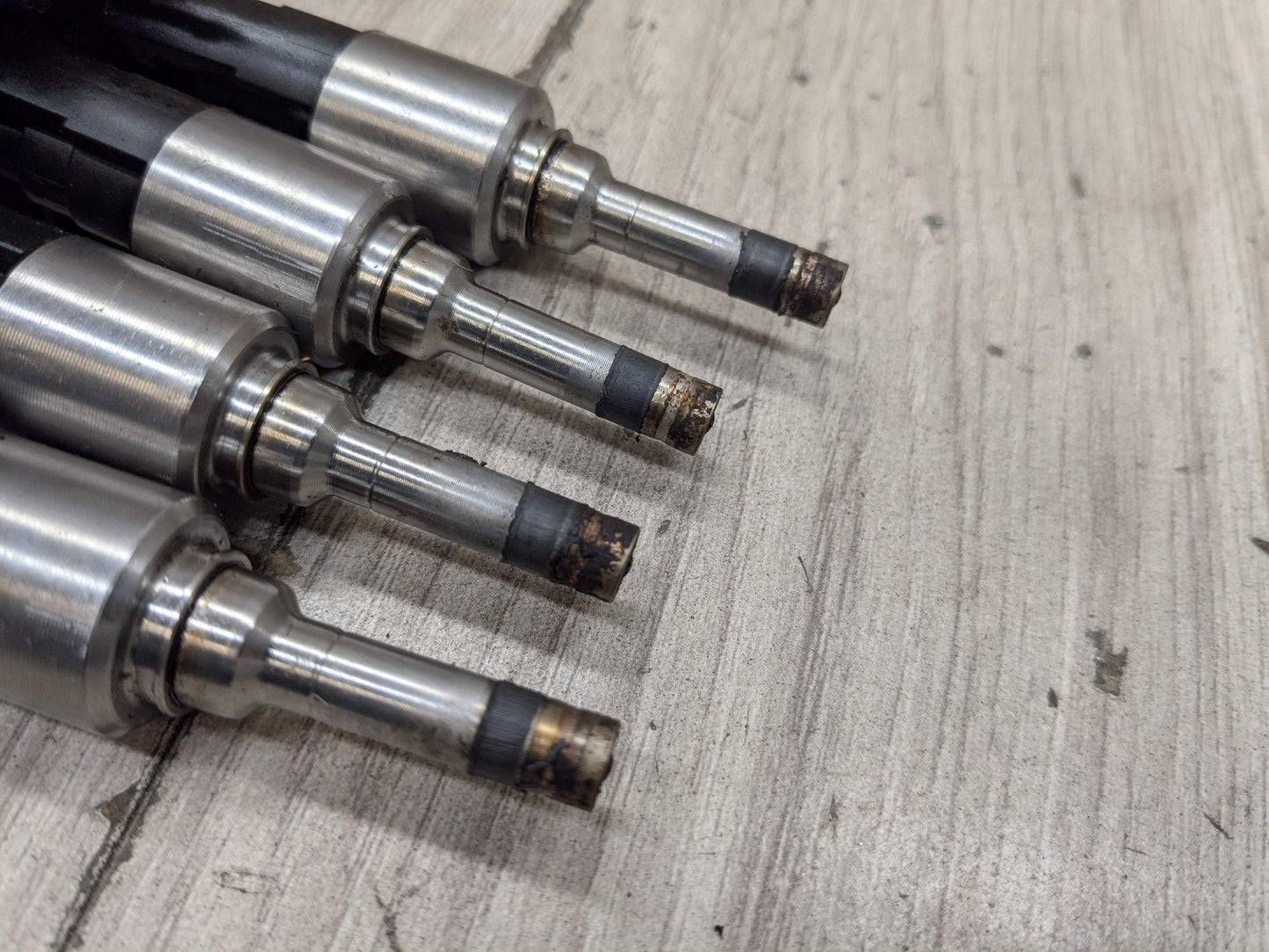 OEM BMW F30 F32 G01 G12 G20 G30 Engine B46 B58 High Pressure Fuel Injector SET